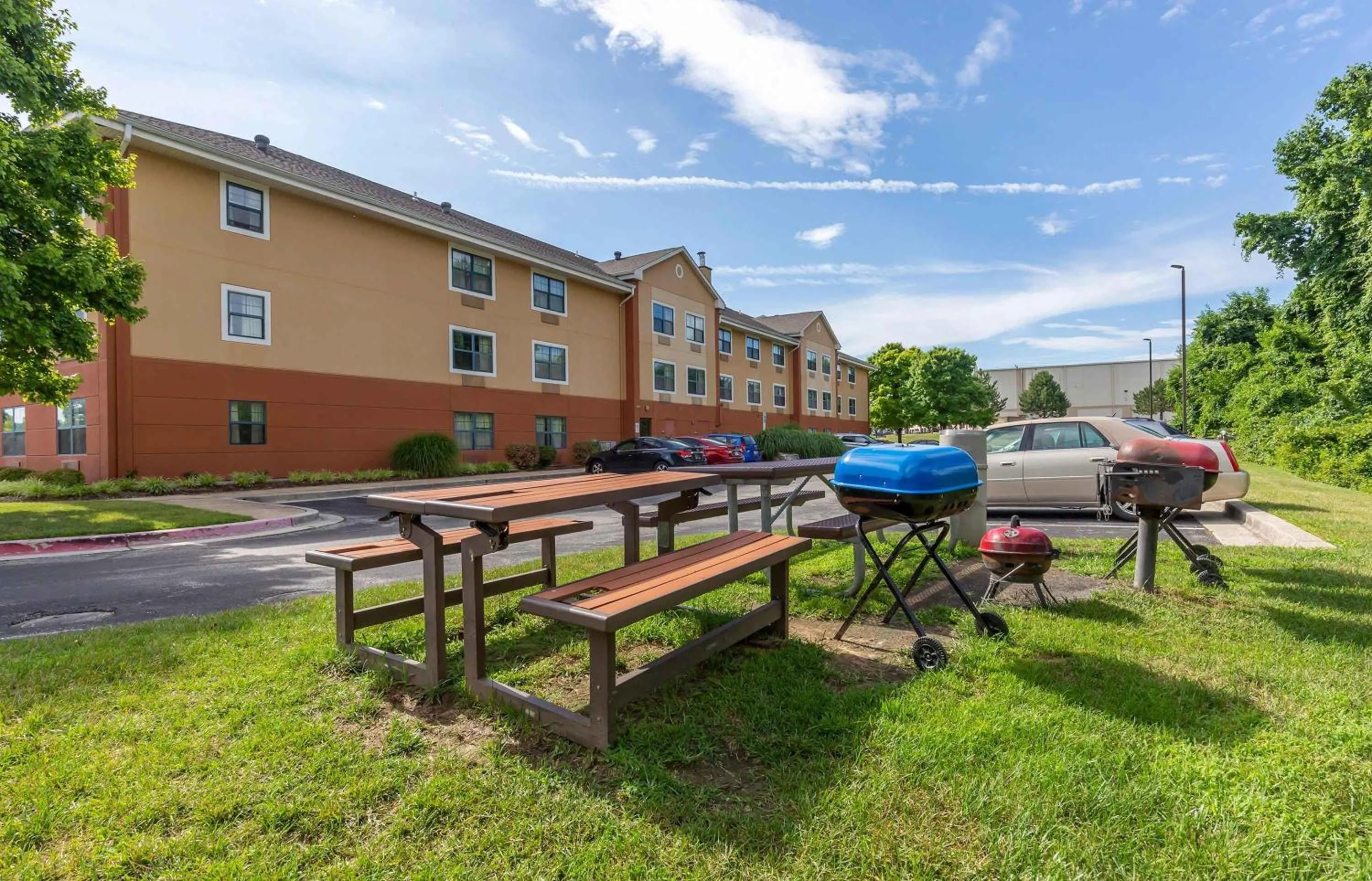 Property building in Extended Stay America Suites - Baltimore - Timonium