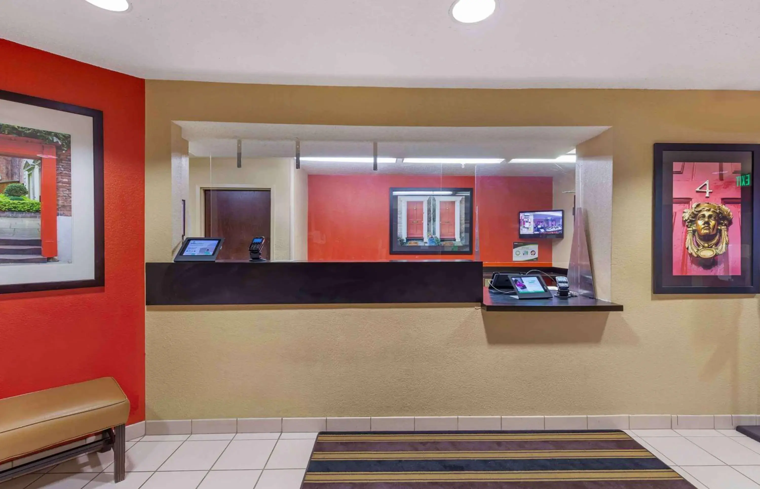 Lobby or reception in Extended Stay America Suites - Baltimore - Timonium Lobby or reception in Extended Stay America Suites - Baltimore - Timonium