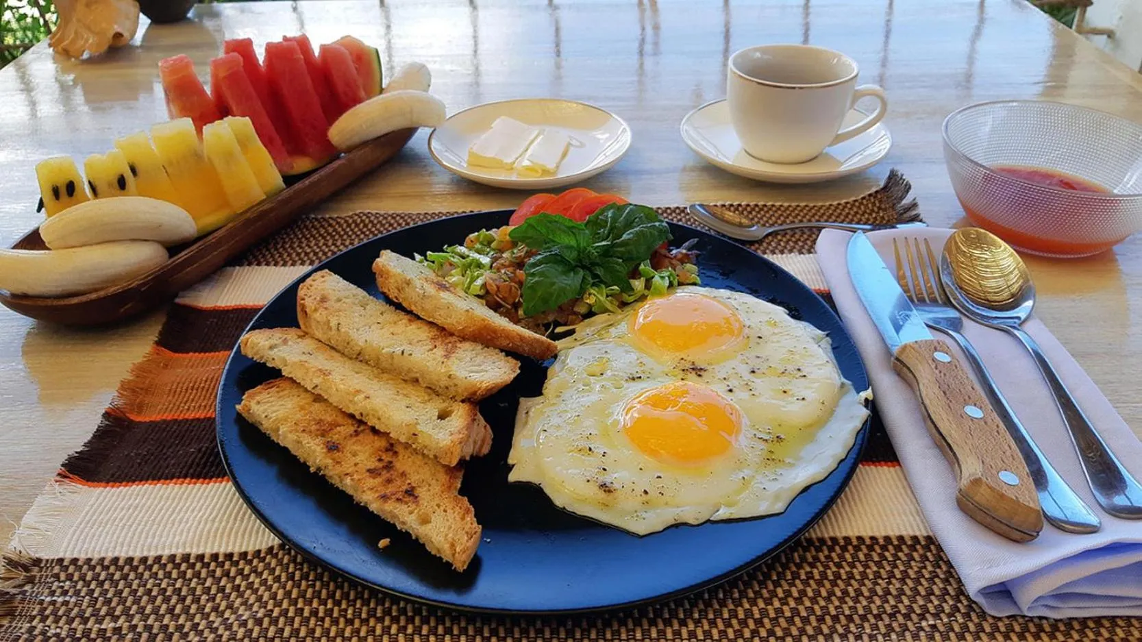 Breakfast in Marina 4Rooms