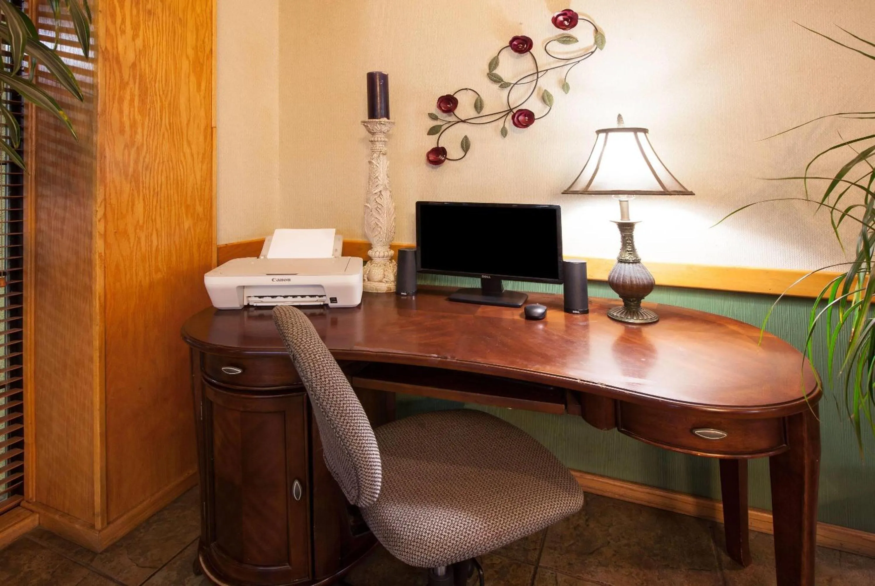 Business facilities in Days Inn by Wyndham Clinton