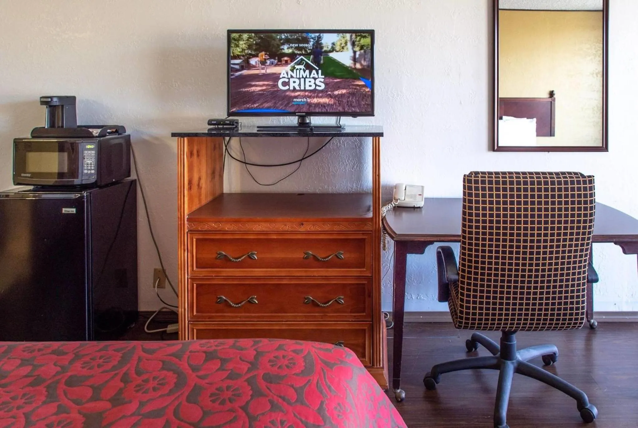 Photo of the whole room in Days Inn by Wyndham Clinton