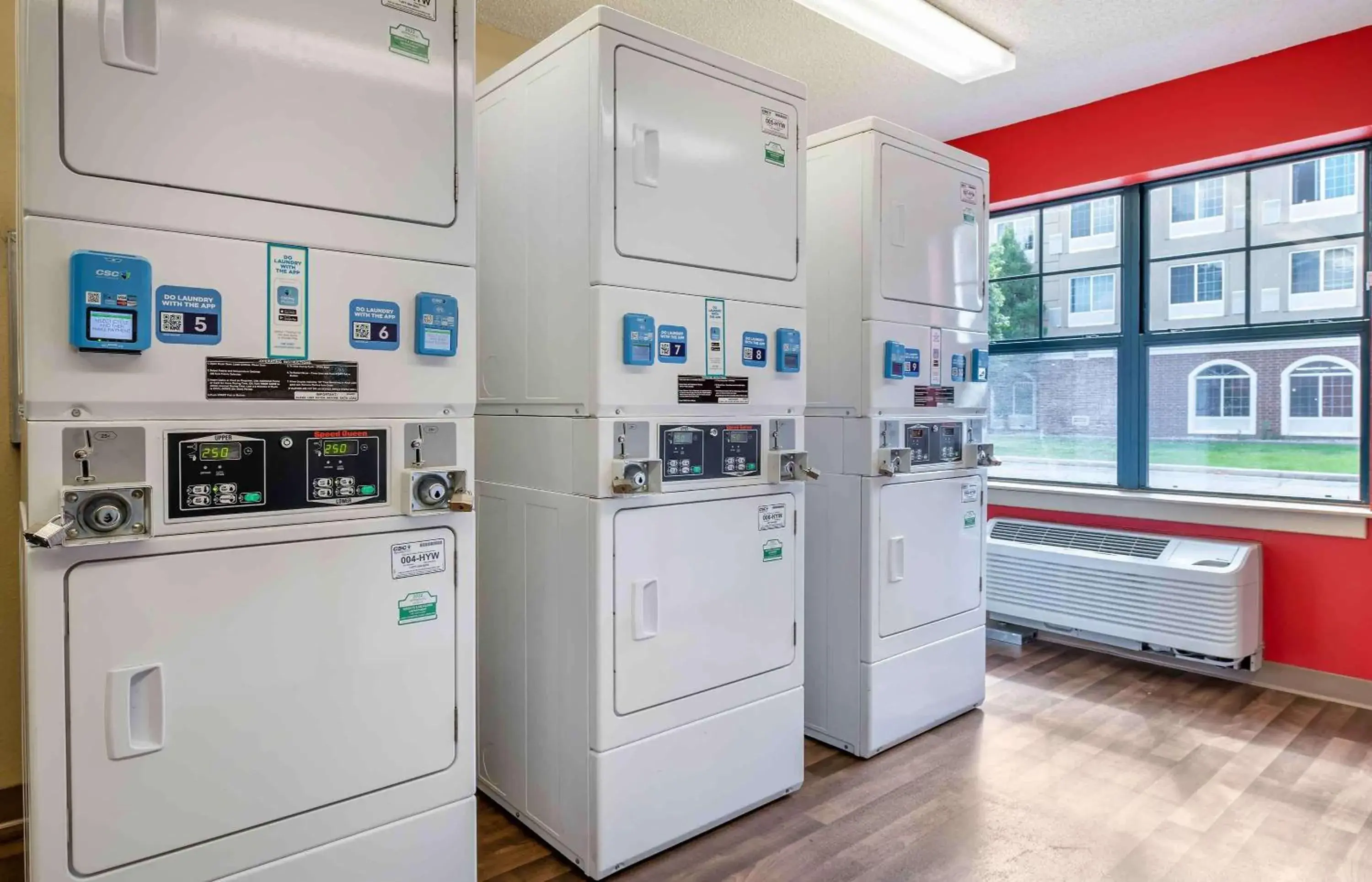 Property building in Extended Stay America Suites - Merrillville - US Rte 30 Property building in Extended Stay America Suites - Merrillville - US Rte 30