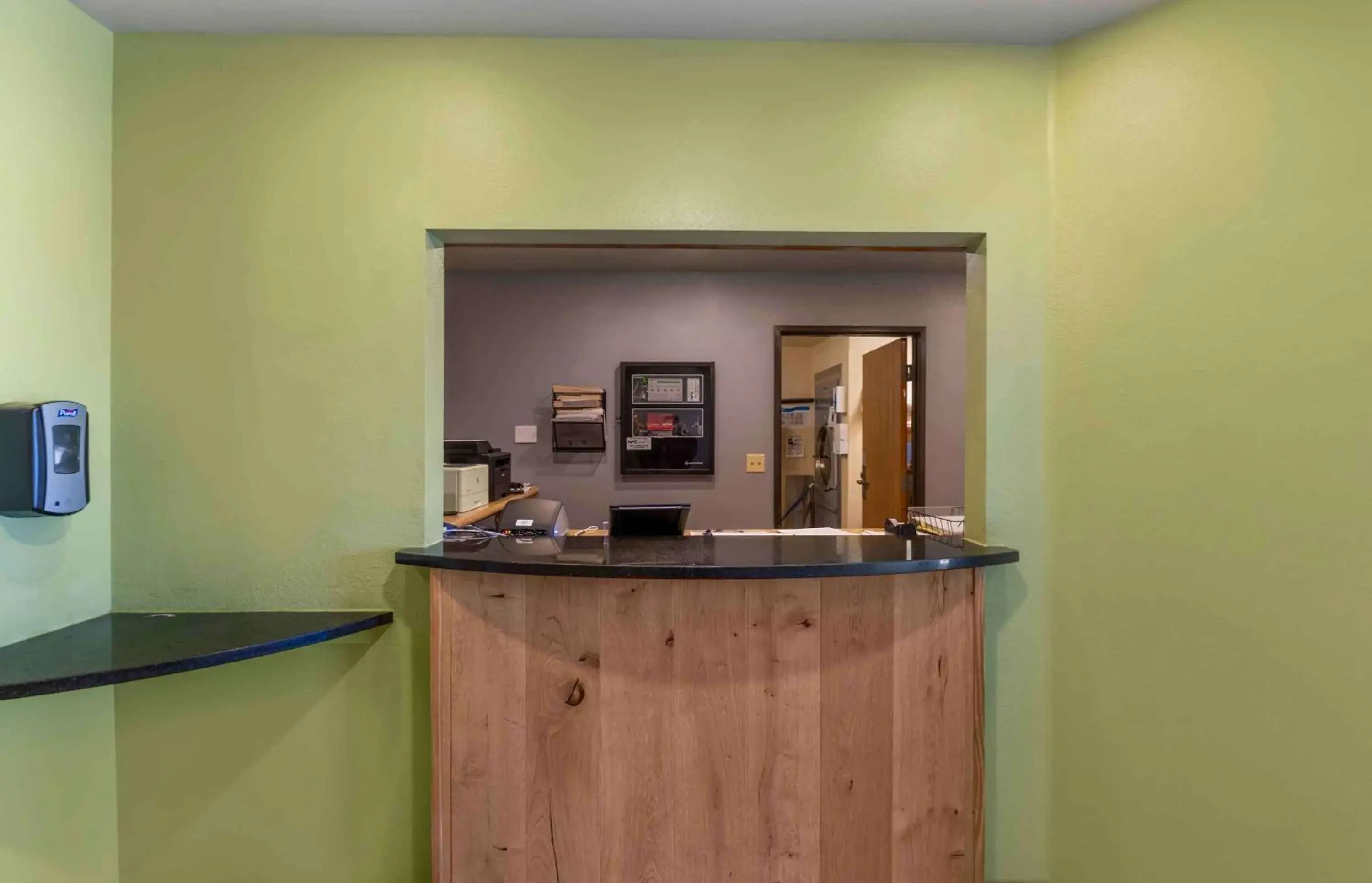 Lobby or reception in Extended Stay America Select Suites - Lubbock - South Lobby or reception in Extended Stay America Select Suites - Lubbock - South