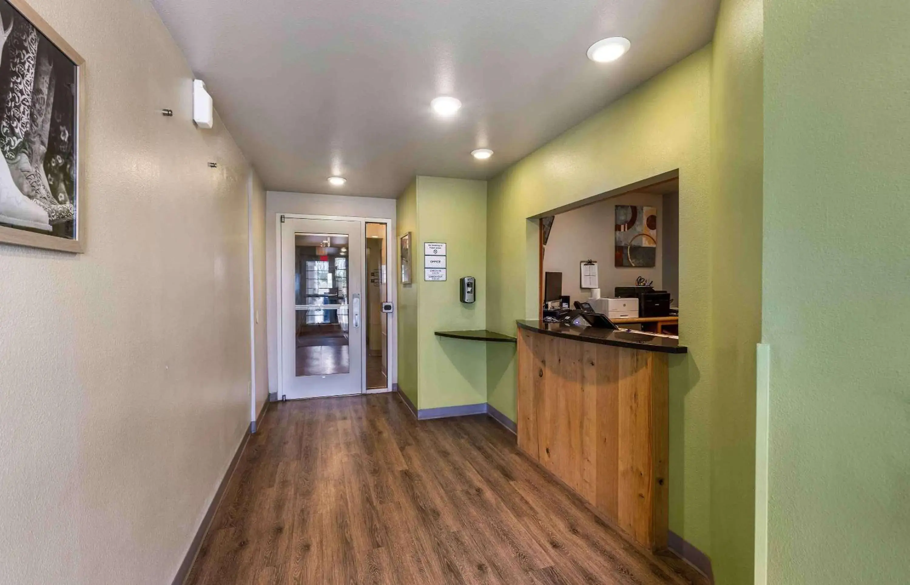 Lobby or reception in Extended Stay America Select Suites - Lubbock - South Lobby or reception in Extended Stay America Select Suites - Lubbock - South