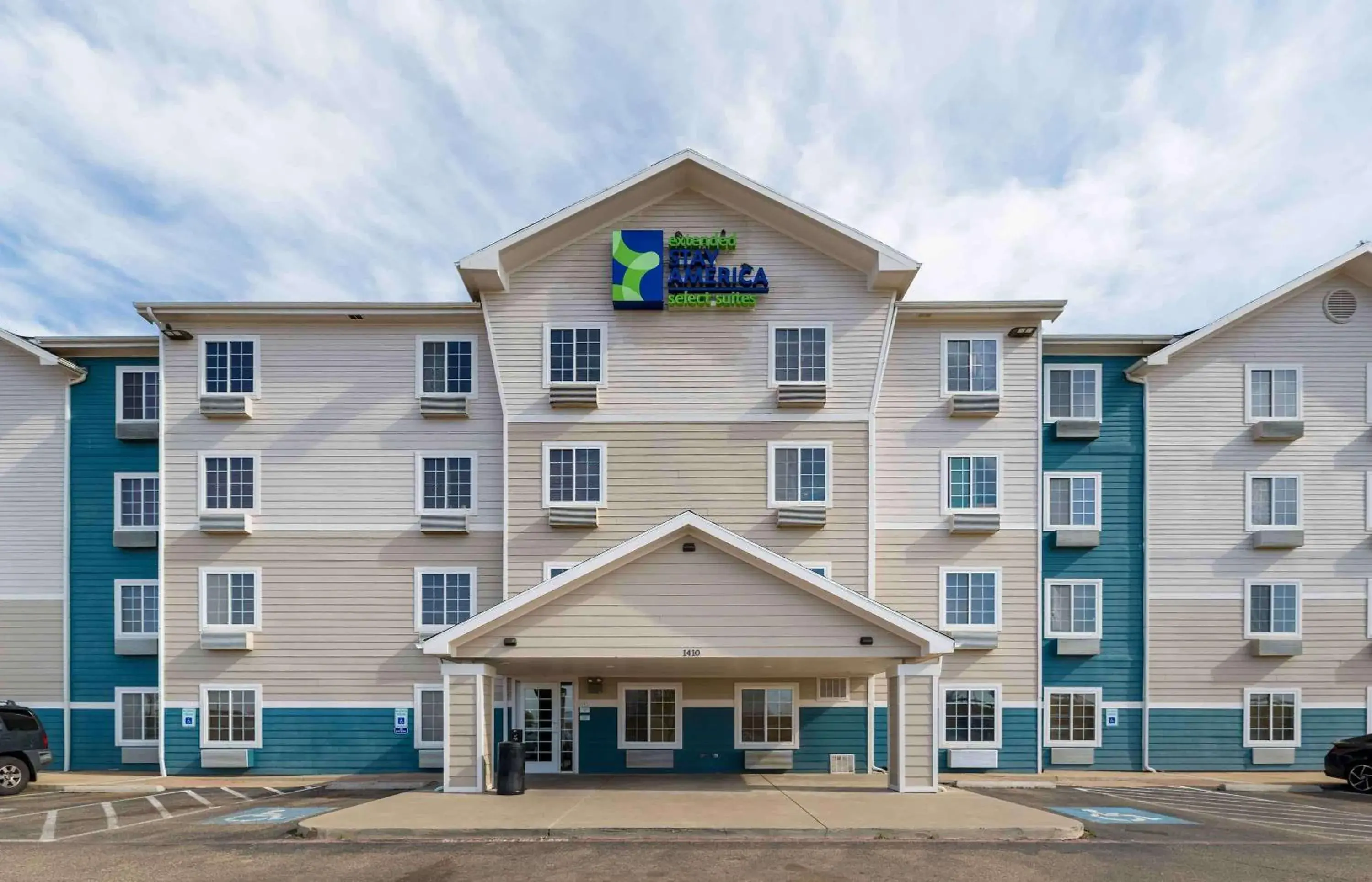 Property building in Extended Stay America Select Suites - Lubbock - South Property building in Extended Stay America Select Suites - Lubbock - South