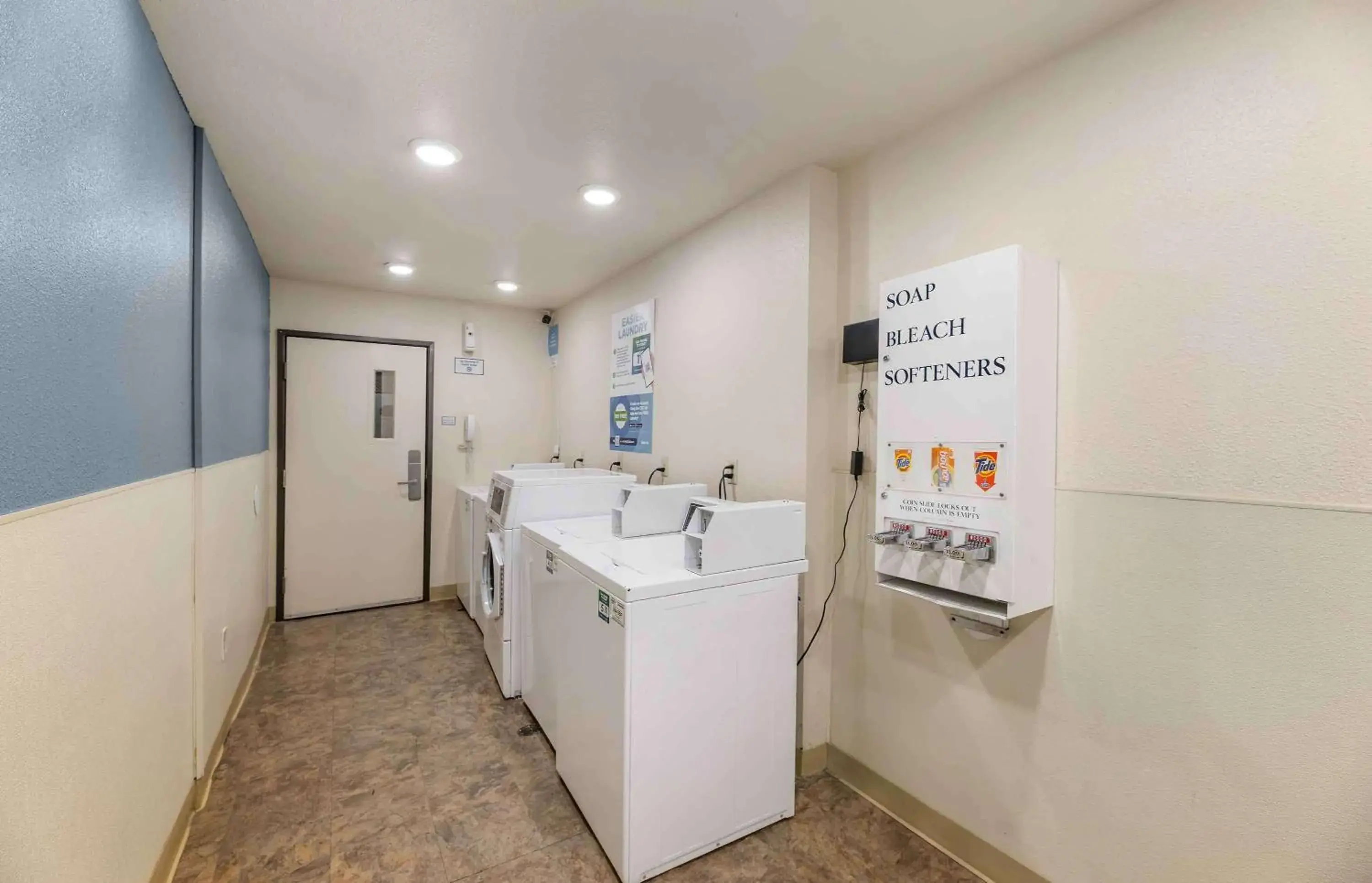 Property building in Extended Stay America Select Suites - Lubbock - South Property building in Extended Stay America Select Suites - Lubbock - South