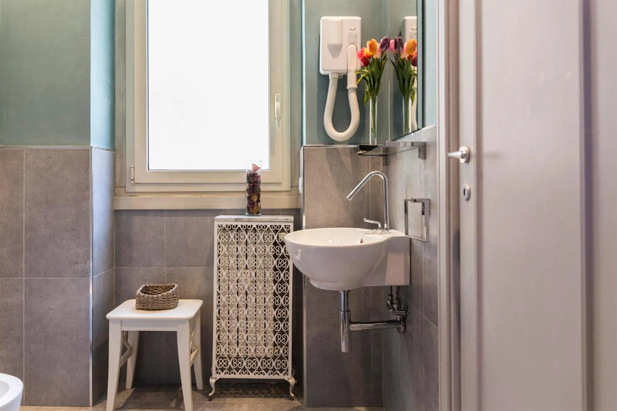 Bathroom in Dulcis In Vatican b&b