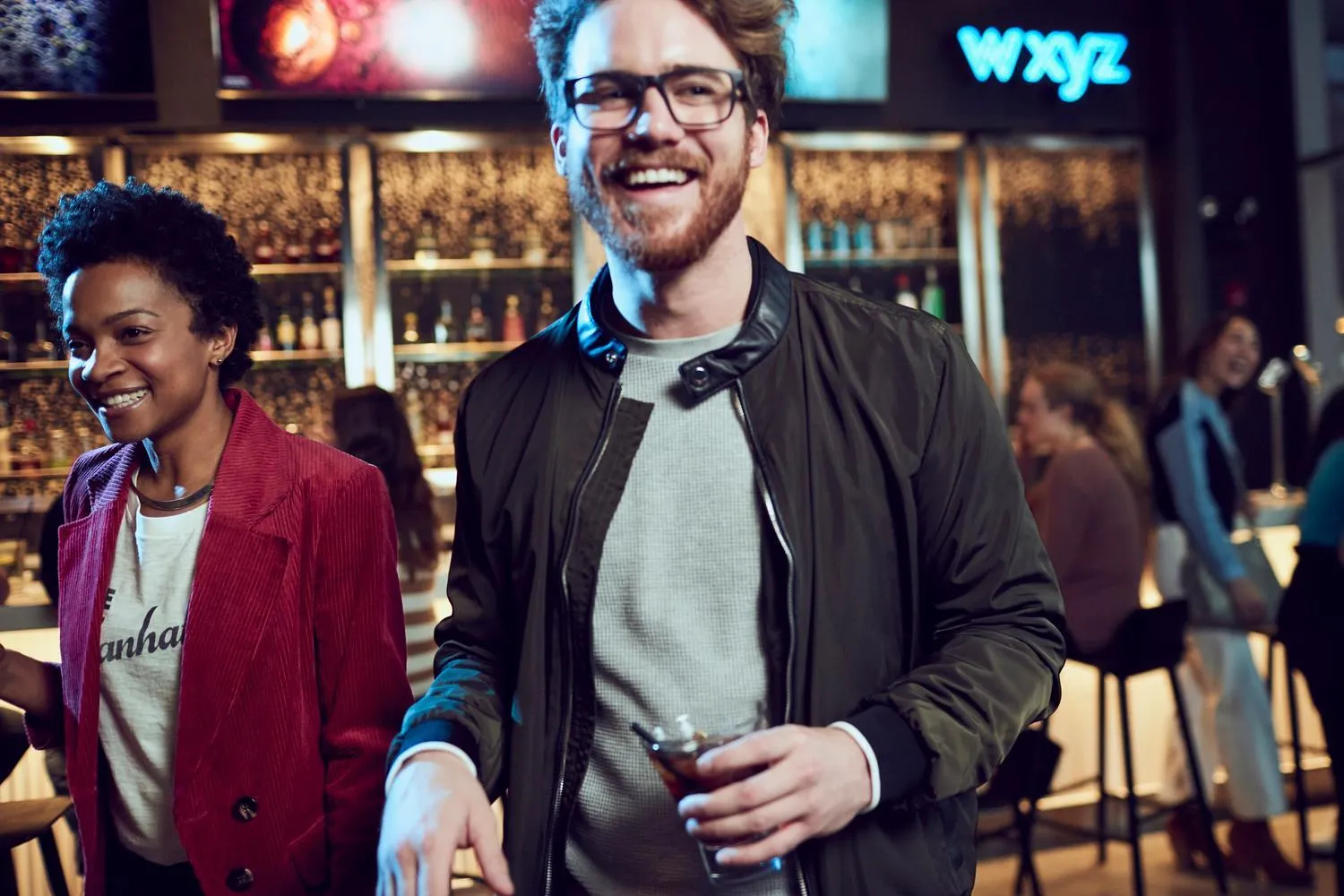 Restaurant/places to eat in aloft Green Bay