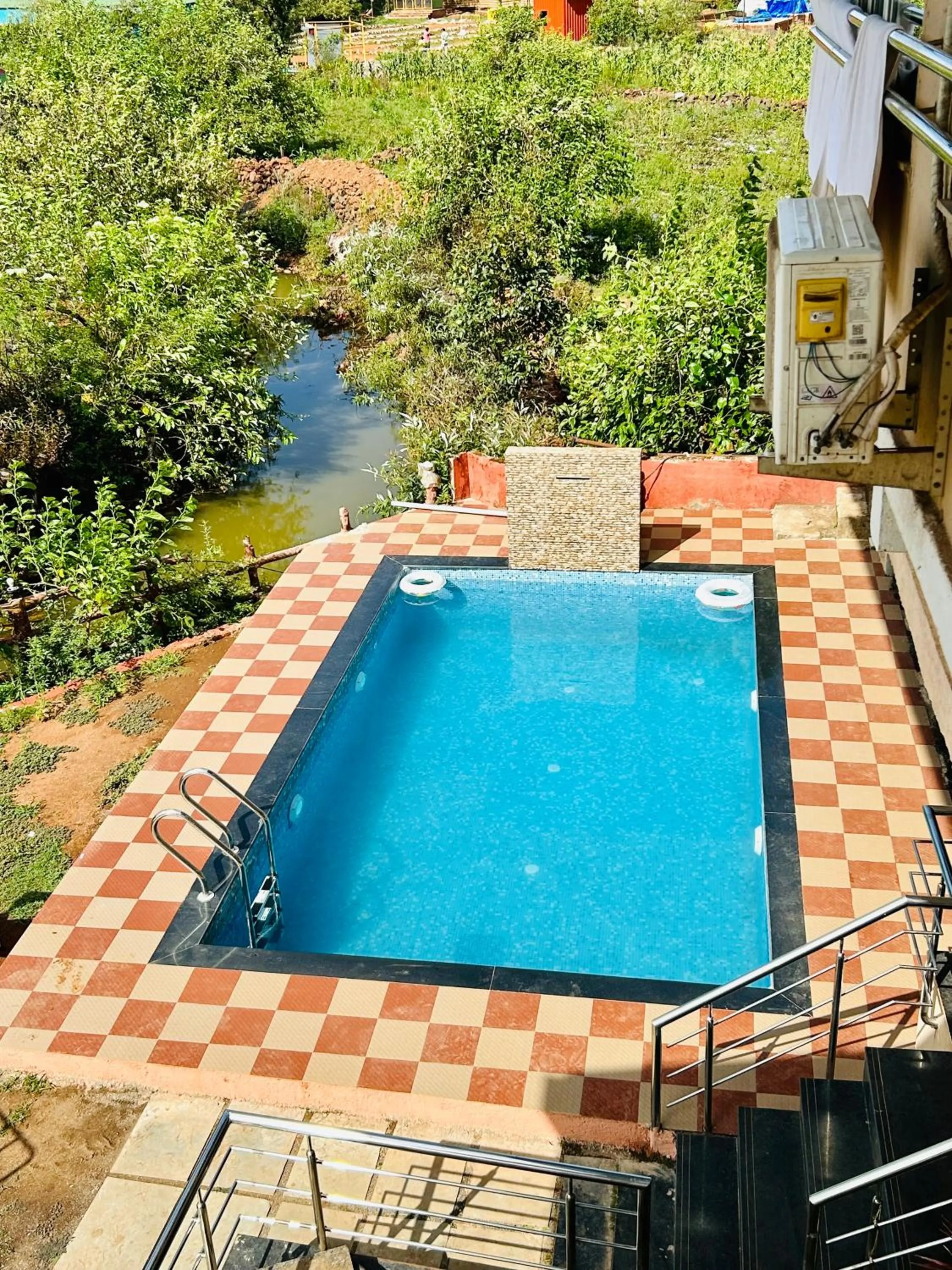 Swimming pool in Hotel Lake Paradise Mahabaleshwar