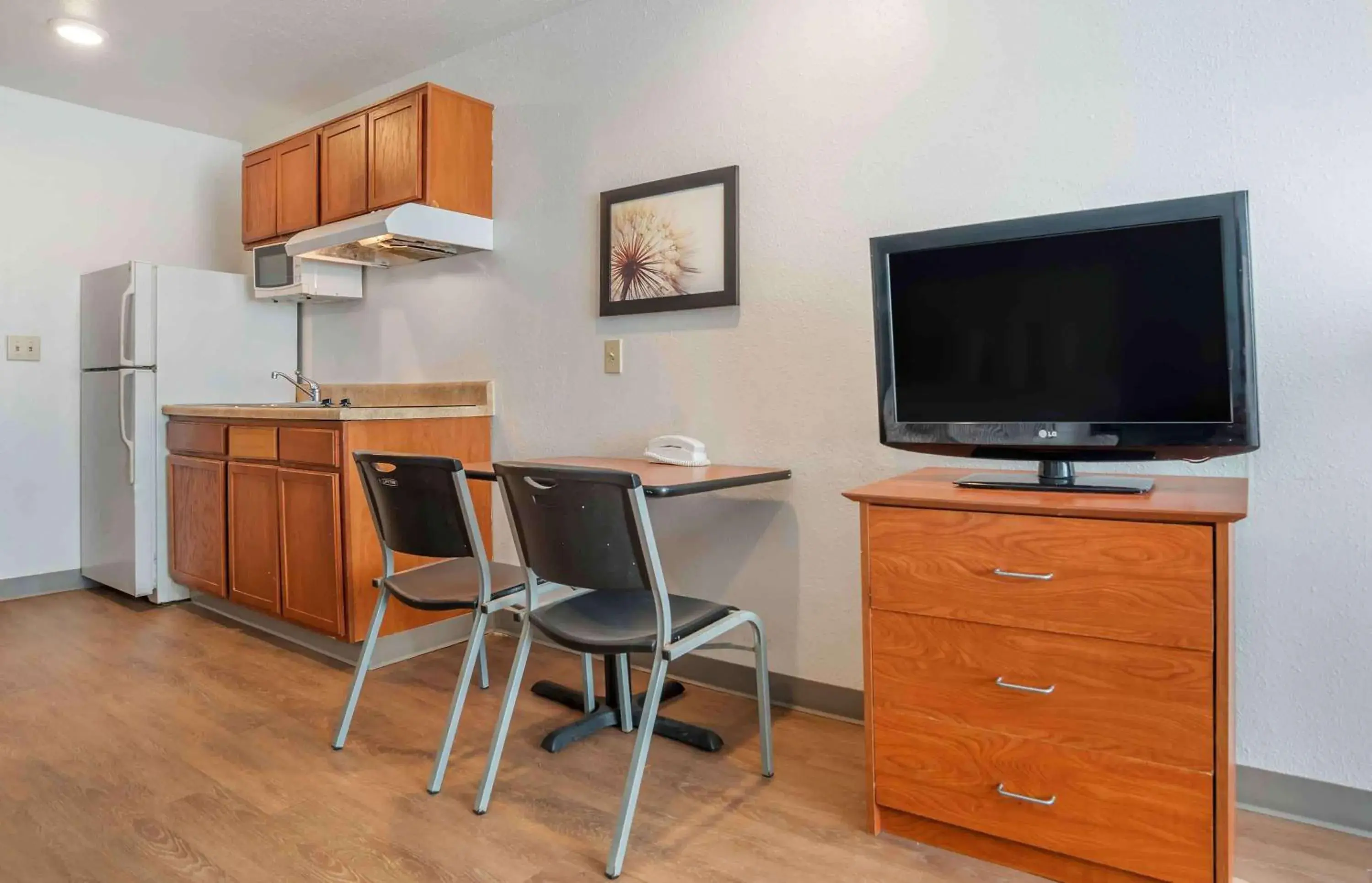 Bedroom in Extended Stay America Select Suites - Jackson - South Bedroom in Extended Stay America Select Suites - Jackson - South