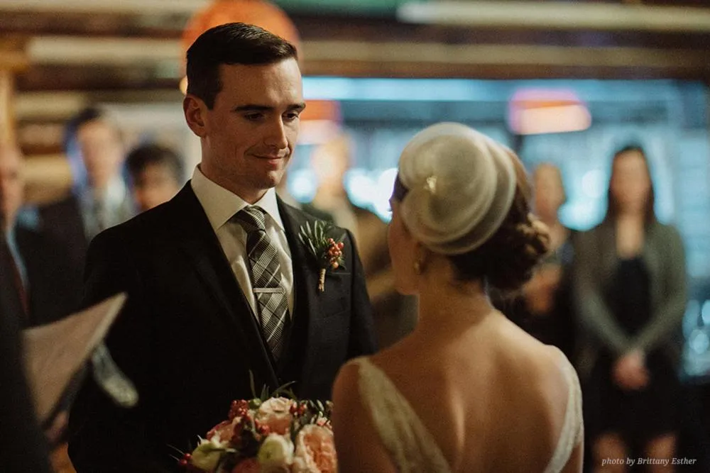 Restaurant/places to eat in Storm Mountain Lodge & Cabins