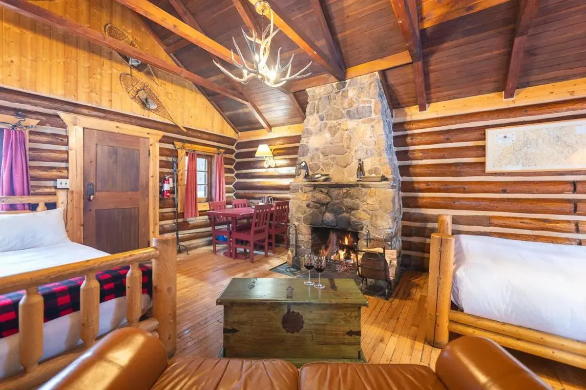 Storm Mountain Lodge & Cabins Storm Mountain Lodge & Cabins