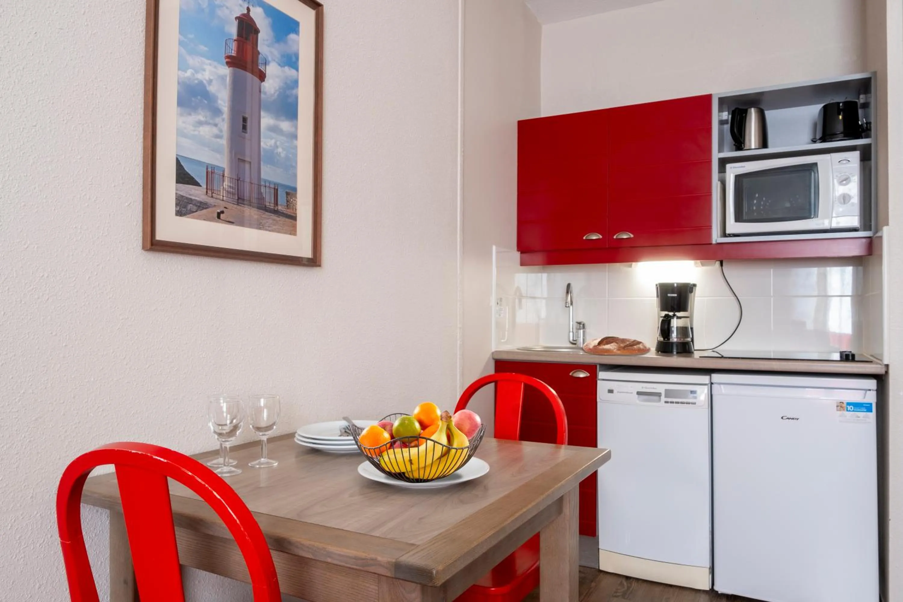 Kitchen or kitchenette in Résidence Pierre & Vacances Le Fort de la Rade