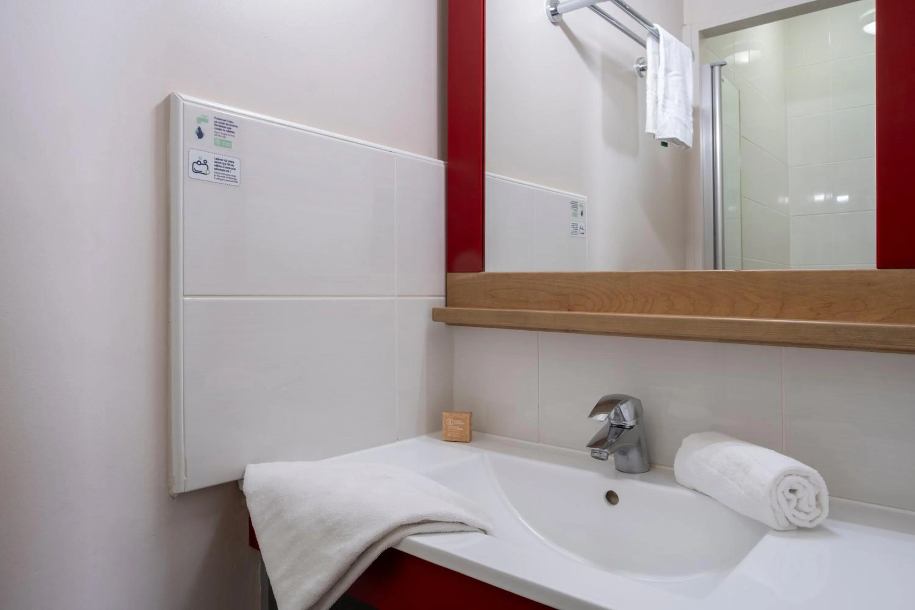 Shower in Résidence Pierre & Vacances Le Fort de la Rade