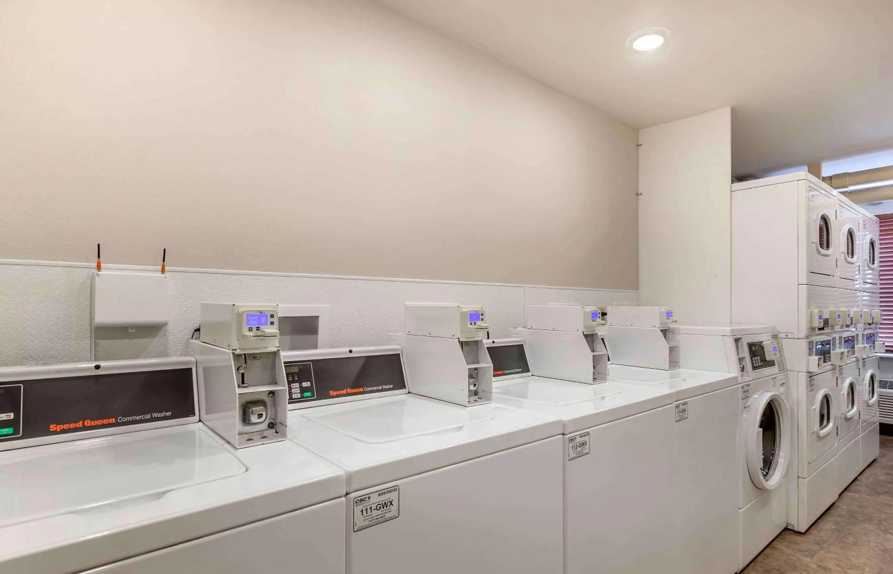 Property building in Extended Stay America Select Suites - Omaha - Southwest