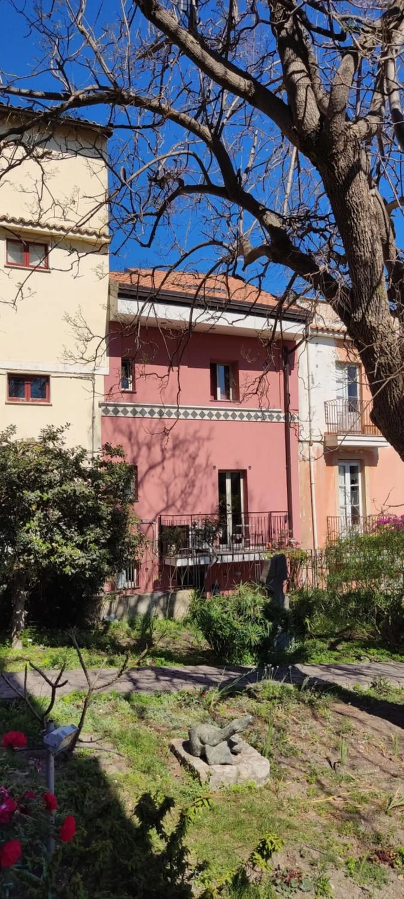 Property building in B&B AKROPOLIS