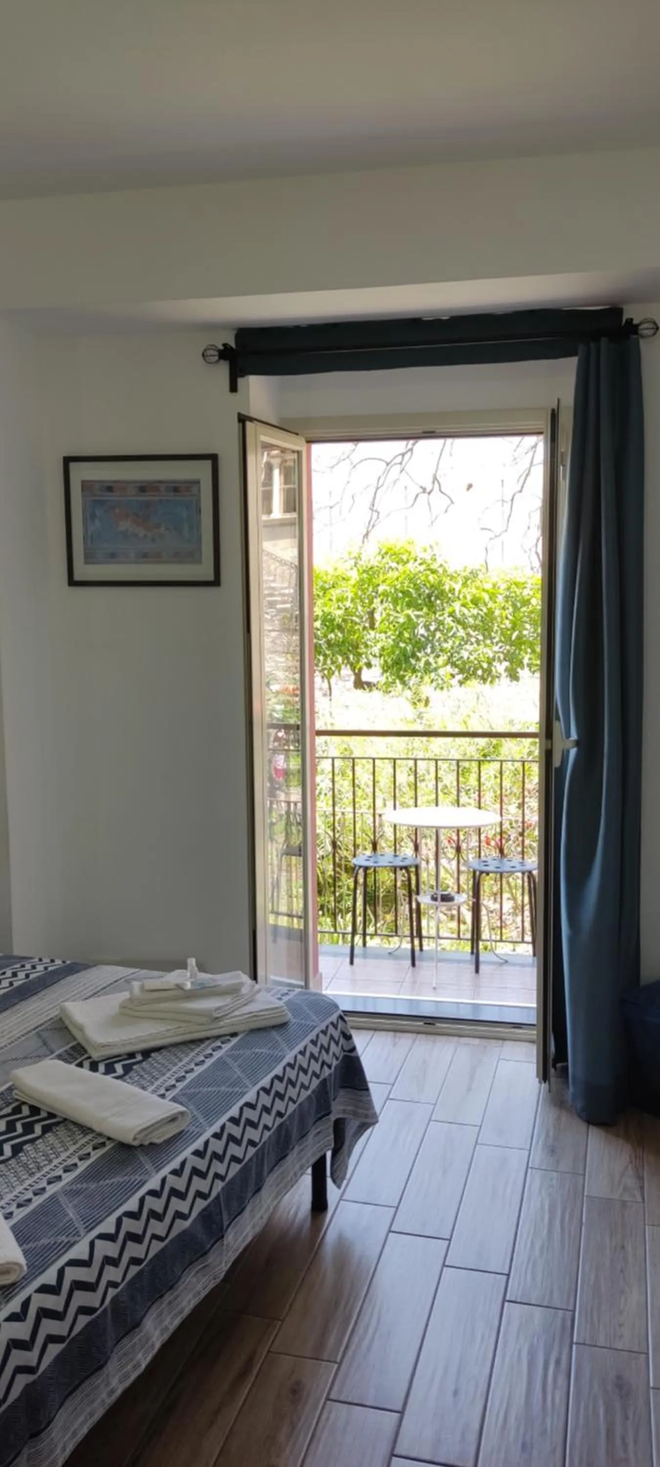 Balcony/Terrace, Bed in B&B AKROPOLIS