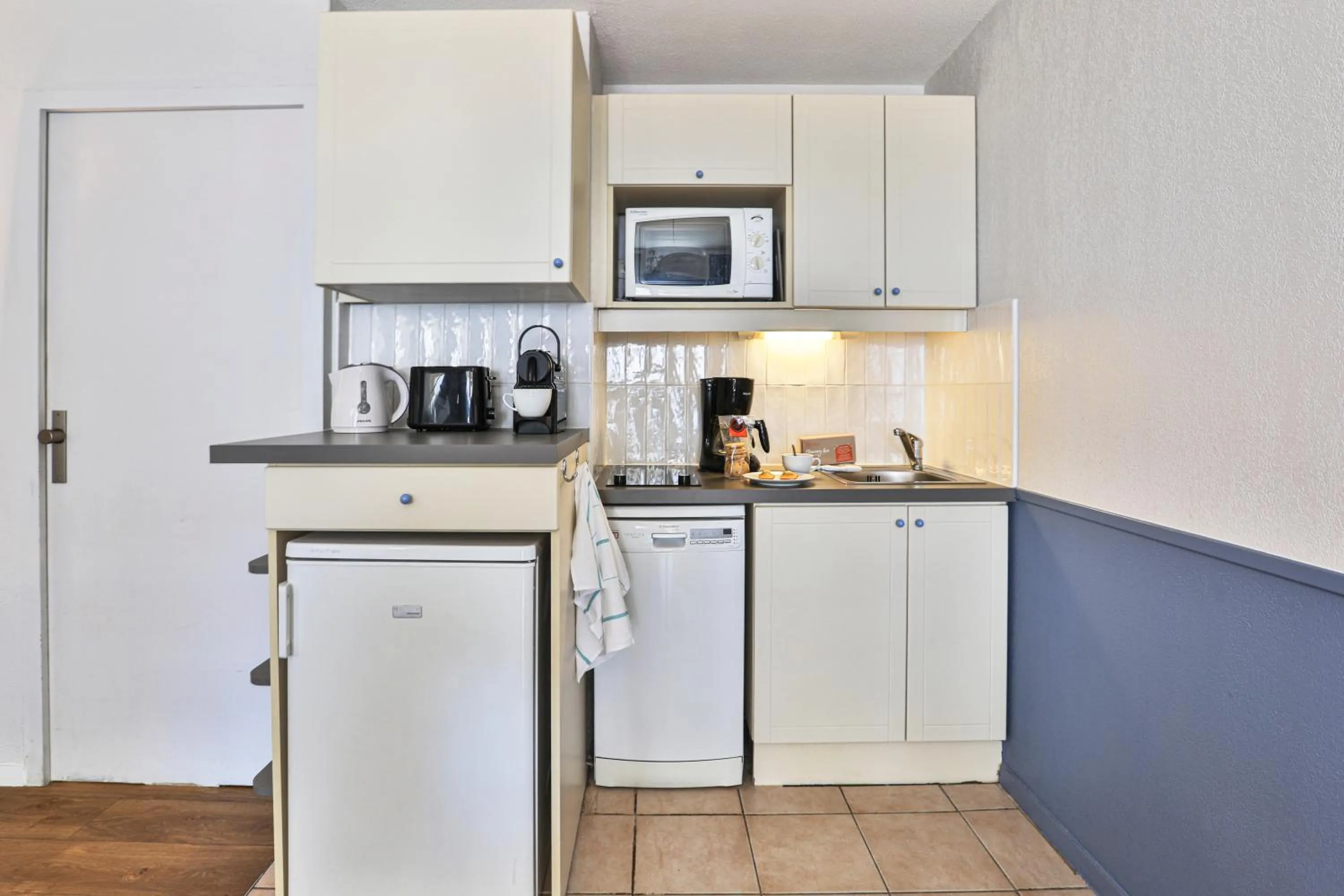 Coffee/tea facilities in Résidence Pierre & Vacances La Baie des Sables