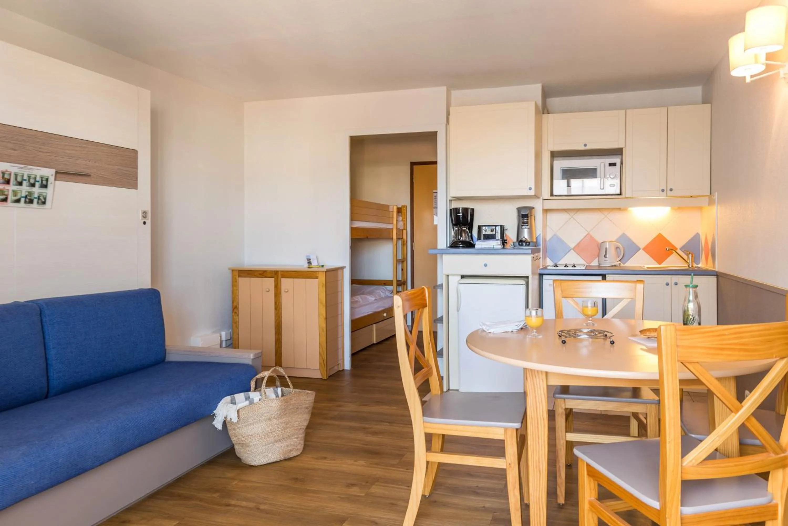 Kitchen or kitchenette in Résidence Pierre & Vacances La Baie des Sables