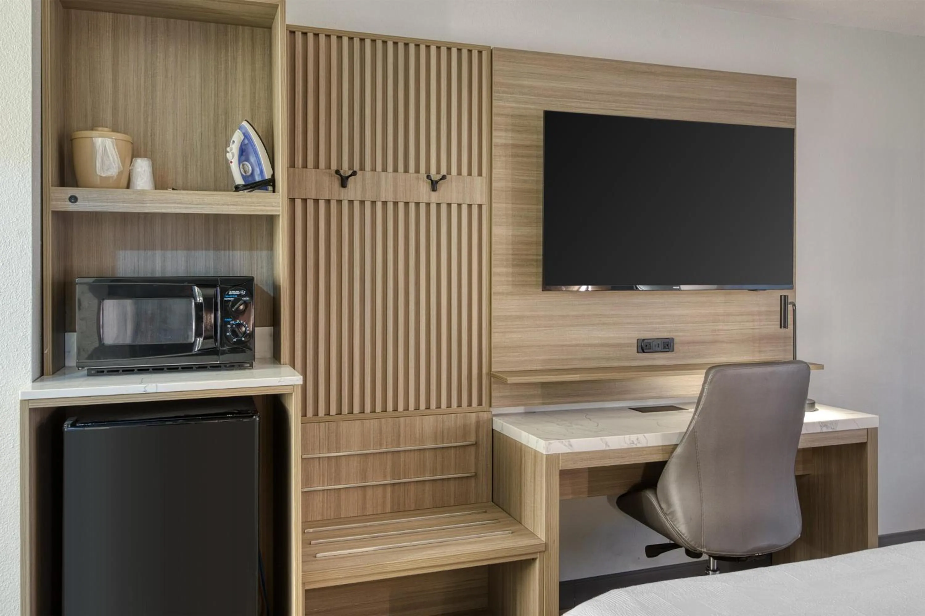 Bedroom in Best Western Of Walterboro