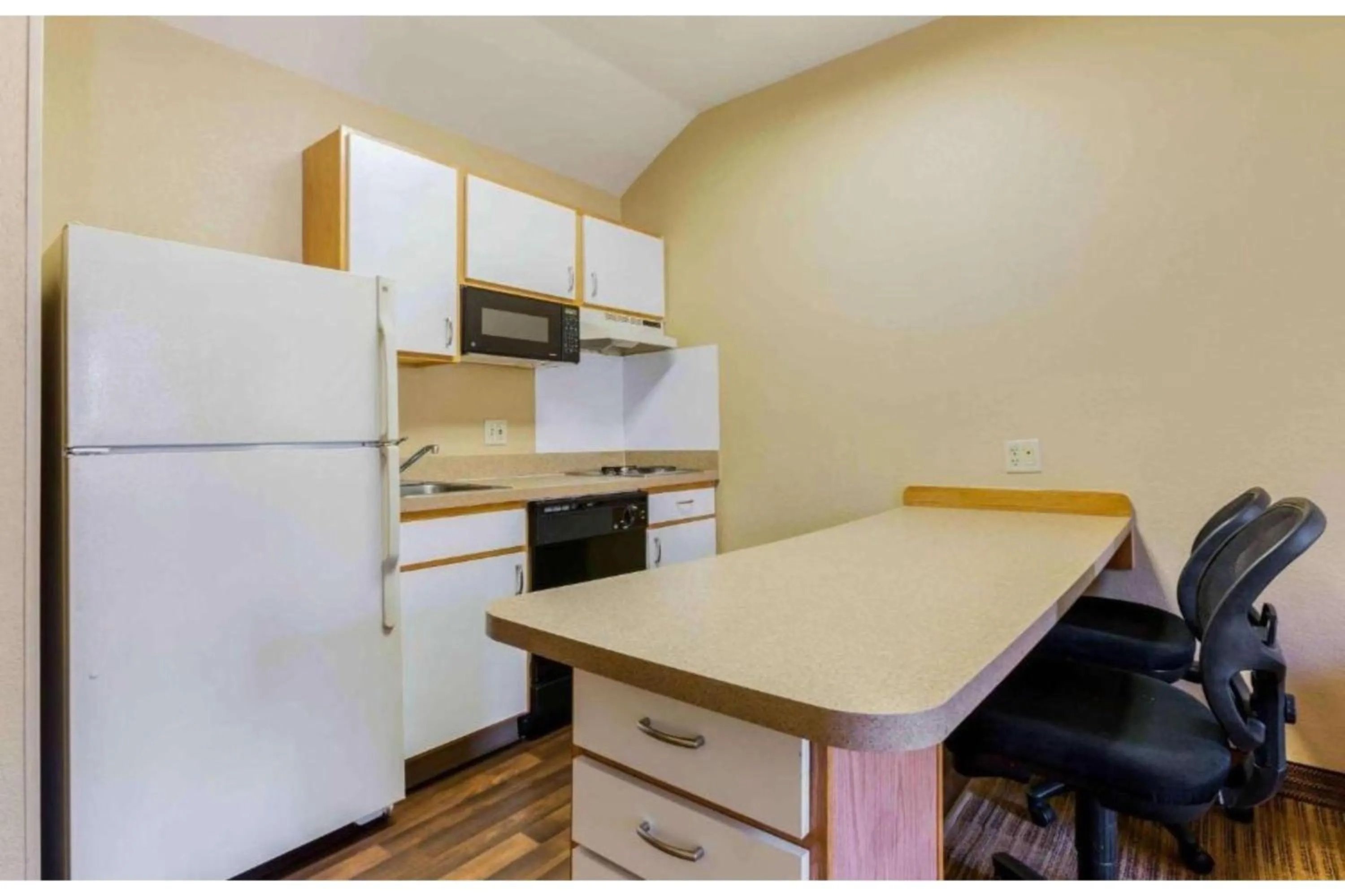 Kitchen or kitchenette in Extended Stay America Suites - Fishkill - Route 9