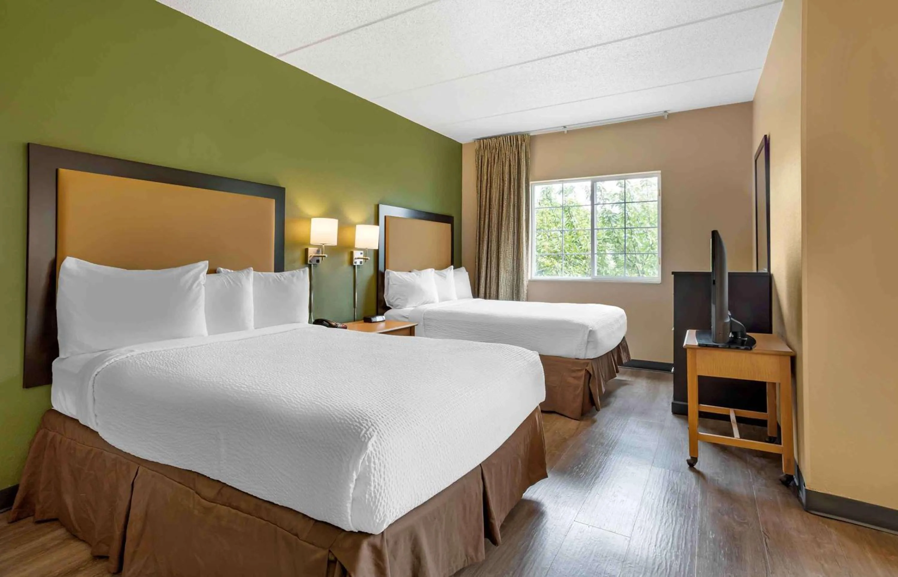 Bedroom, Bed in Extended Stay America Suites - Fishkill - Route 9