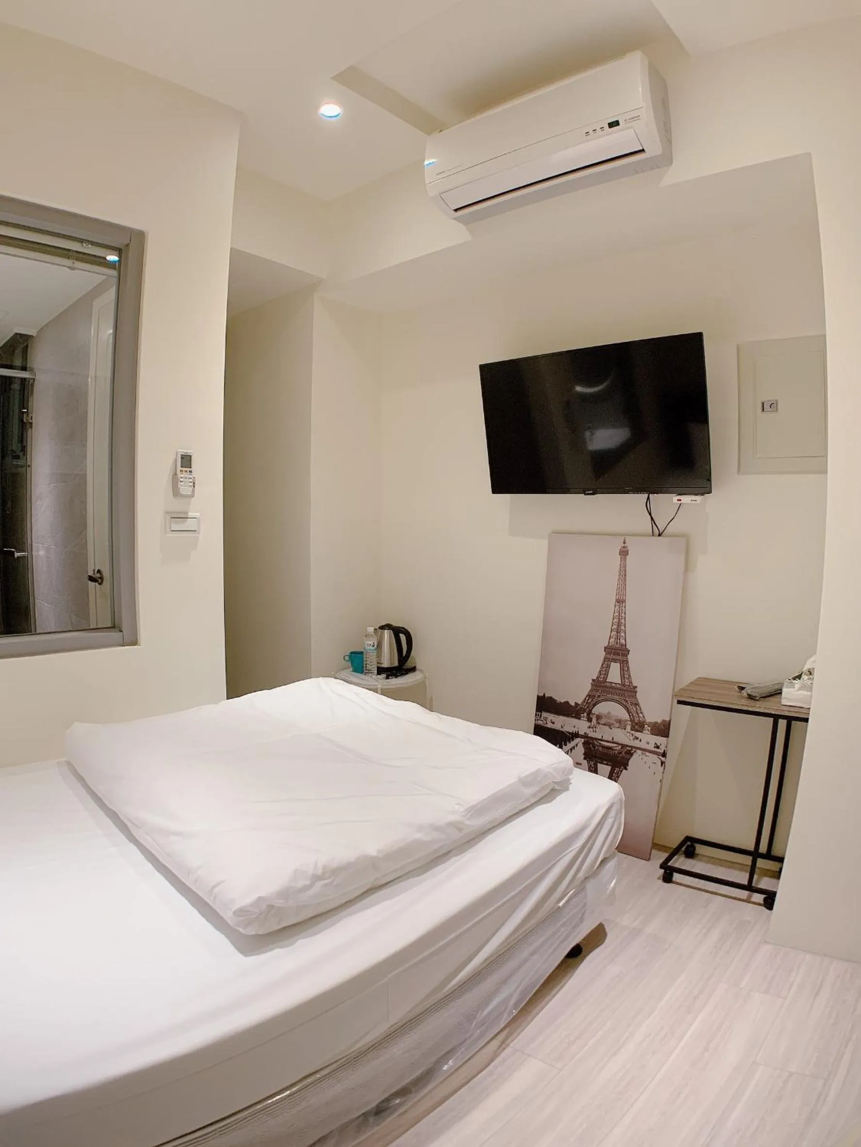 Bed in 想駐逢甲 Shine Residence