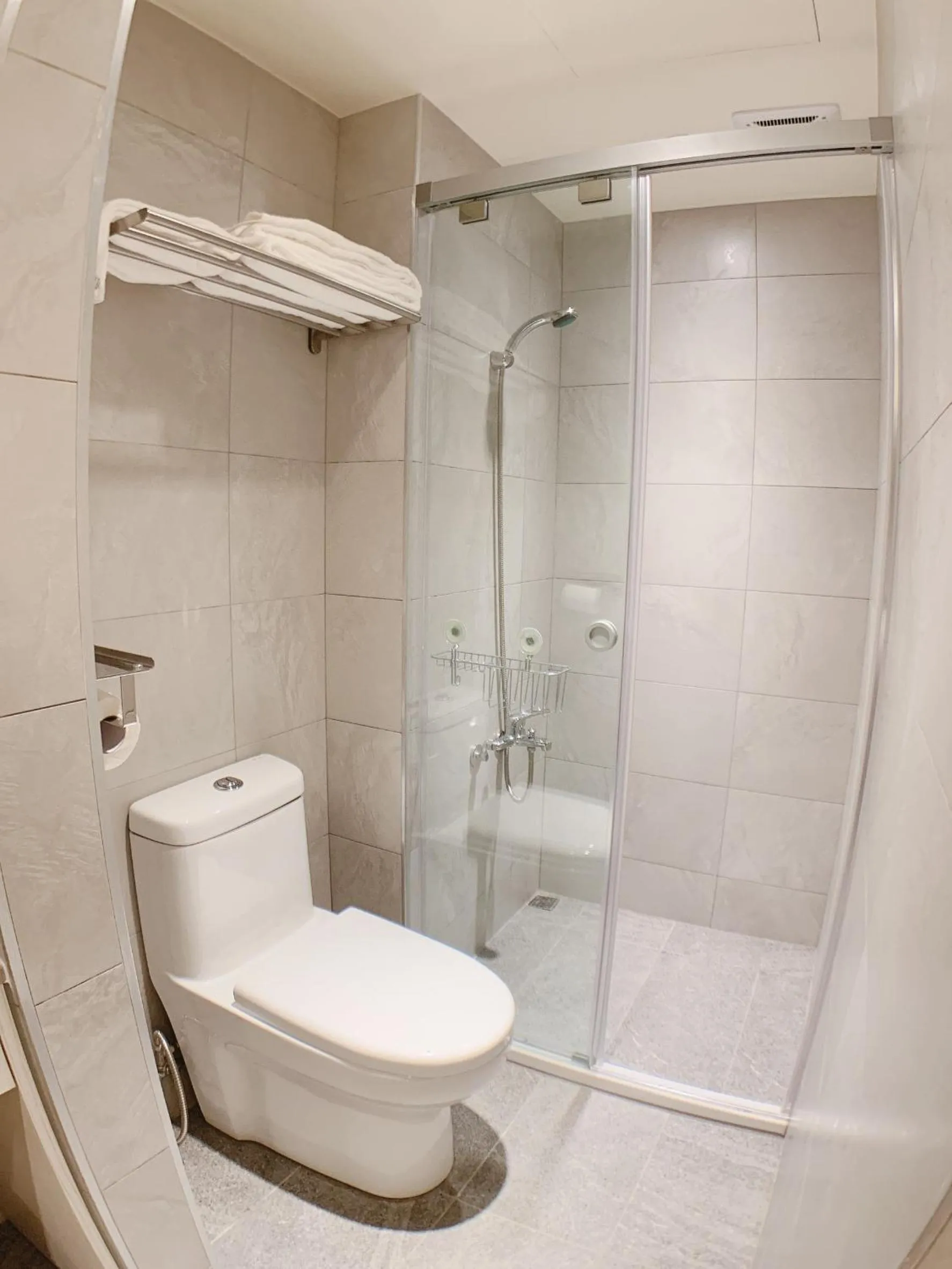Shower in 想駐逢甲 Shine Residence