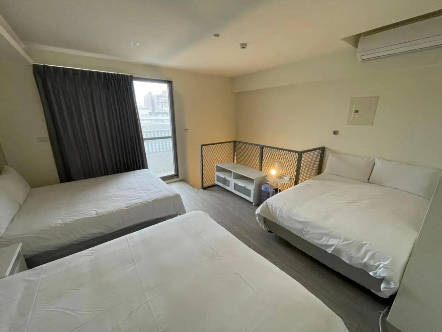 Bed in 想駐逢甲 Shine Residence