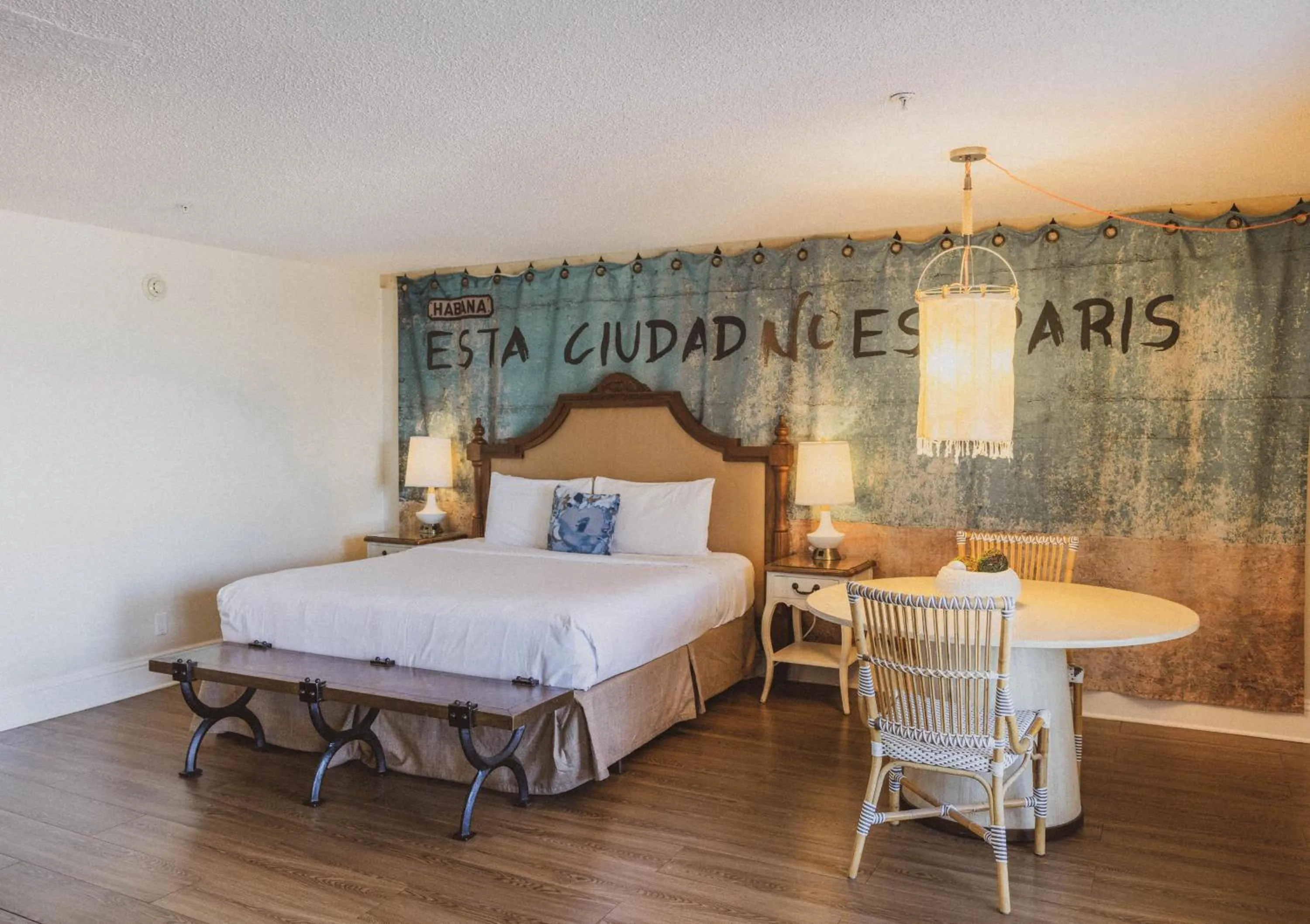 Photo of the whole room, Bed in Havana Cabana at Key West