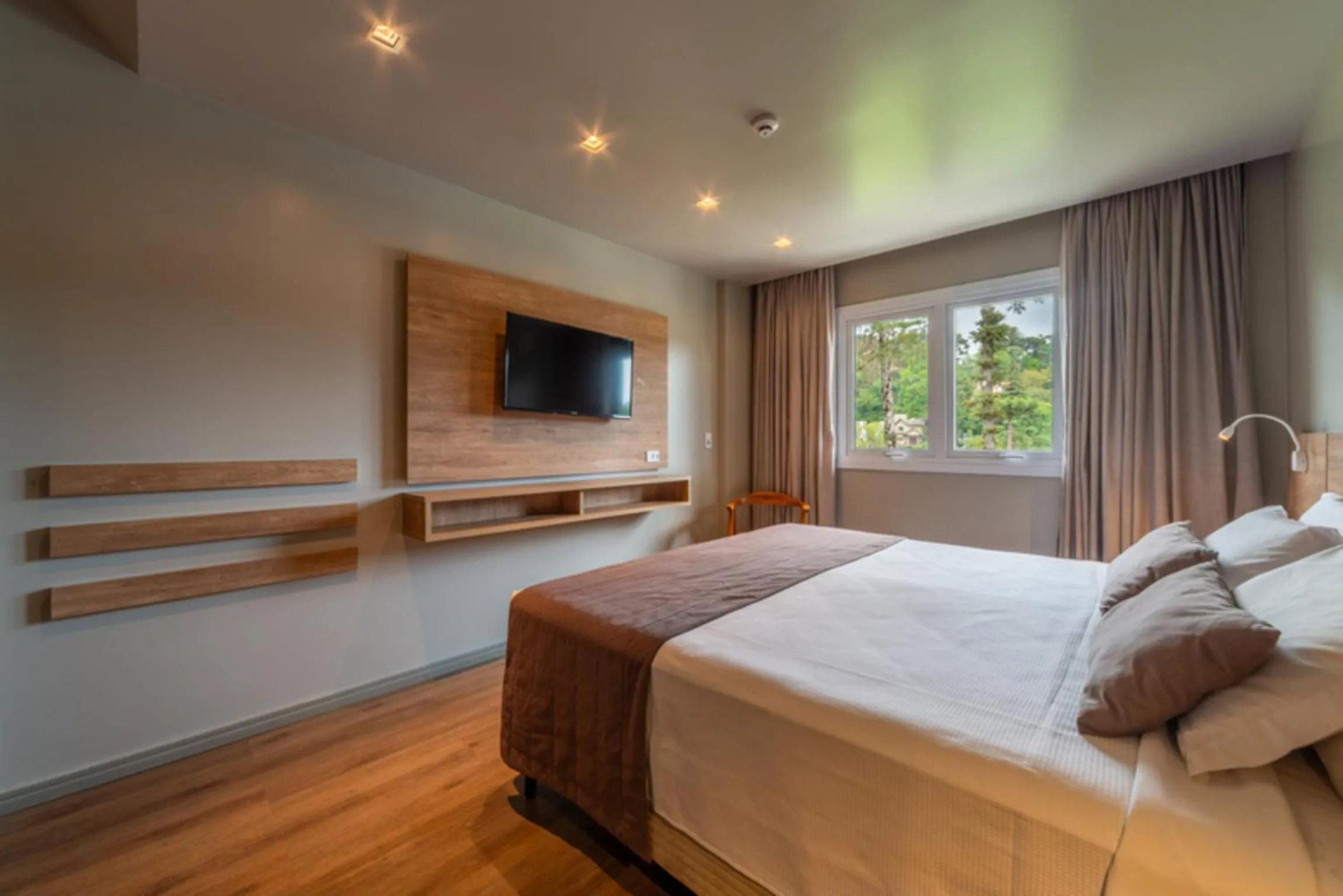 Bedroom, Bed in Hotel Laghetto Fratello