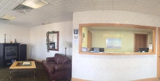 Sunflower Inn & Suites - Garden City