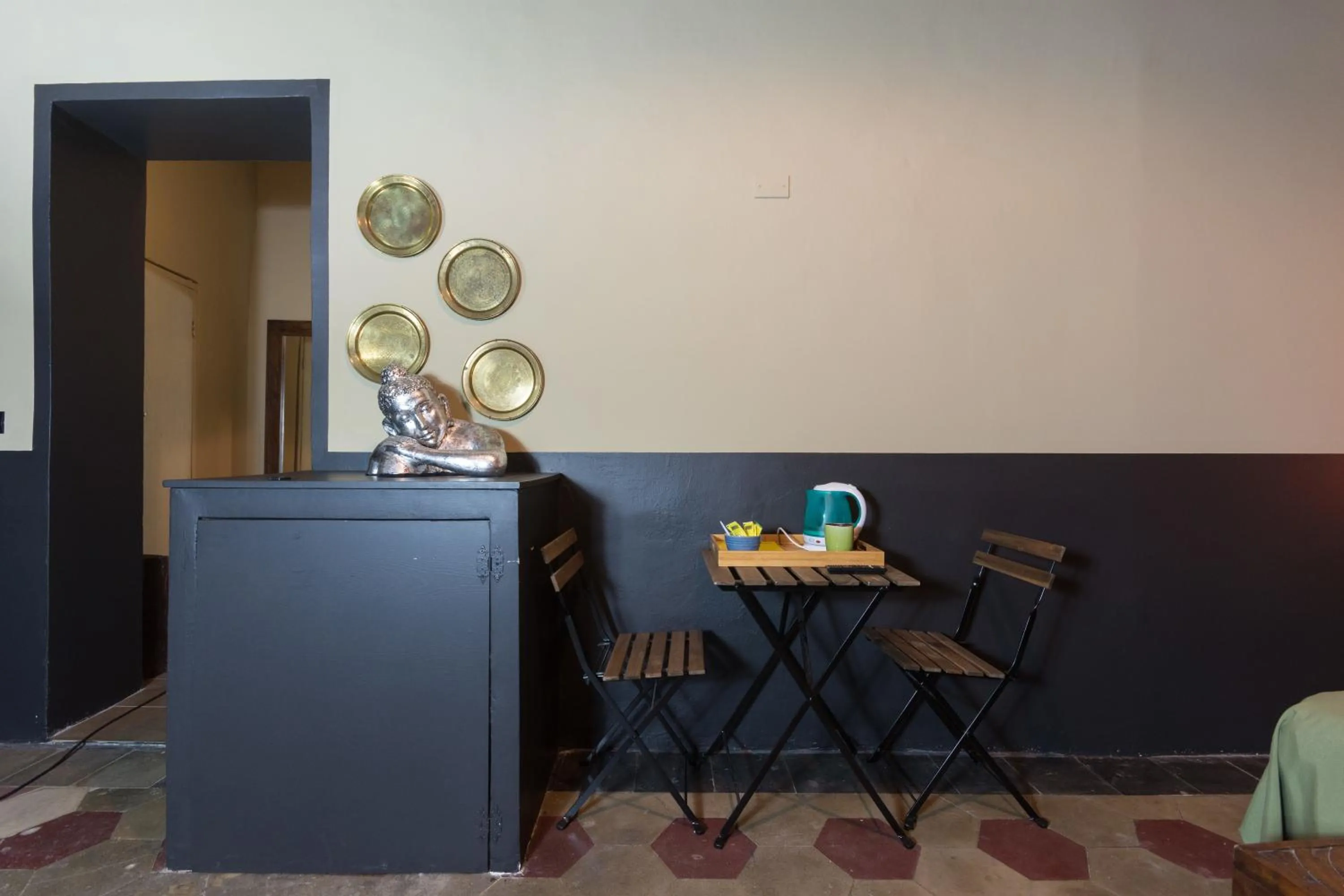 Coffee/tea facilities in Le petit coeur de la ville