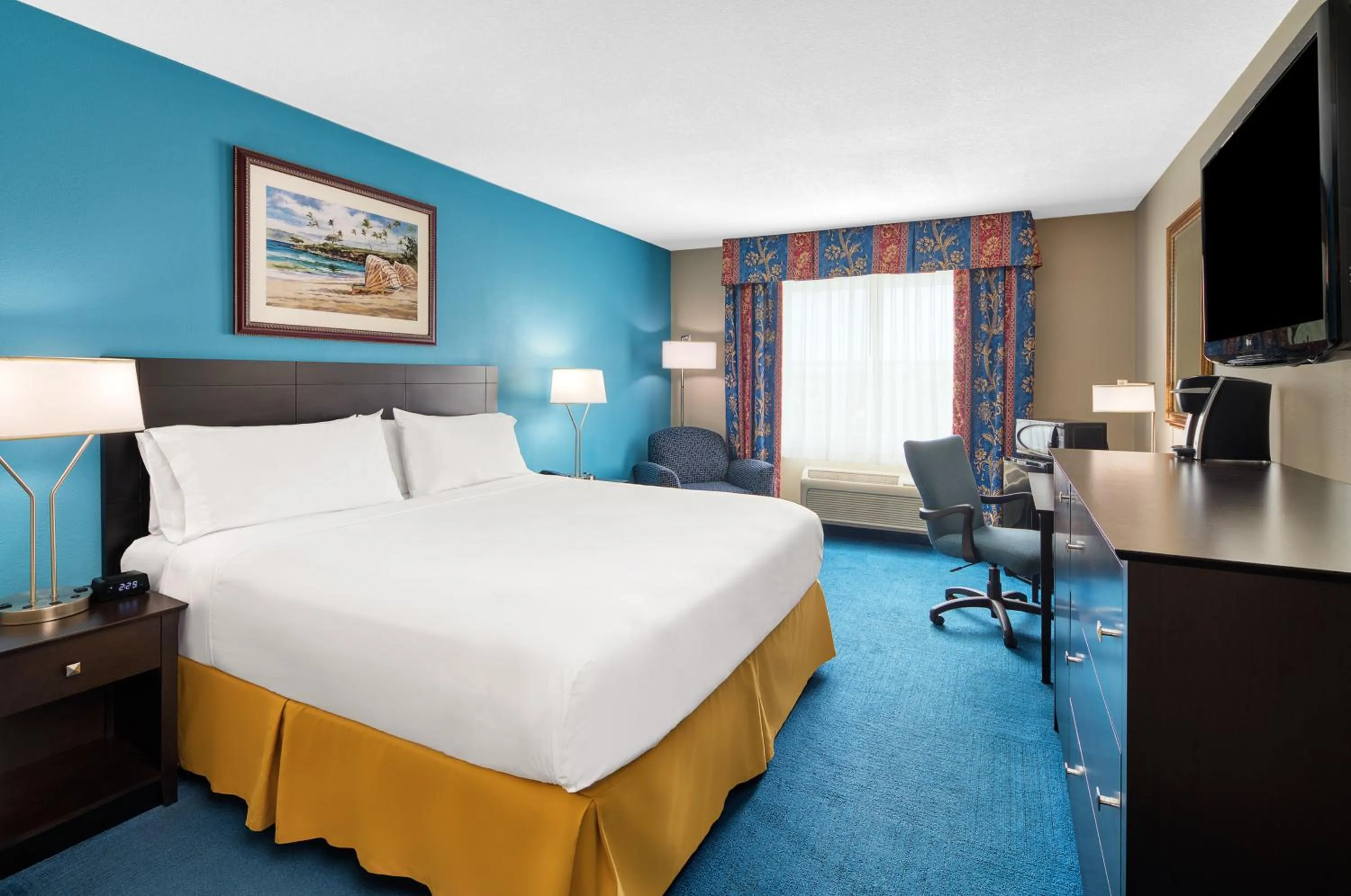 TV and multimedia, Bed in Holiday Inn Express & Suites Miami Kendall by IHG