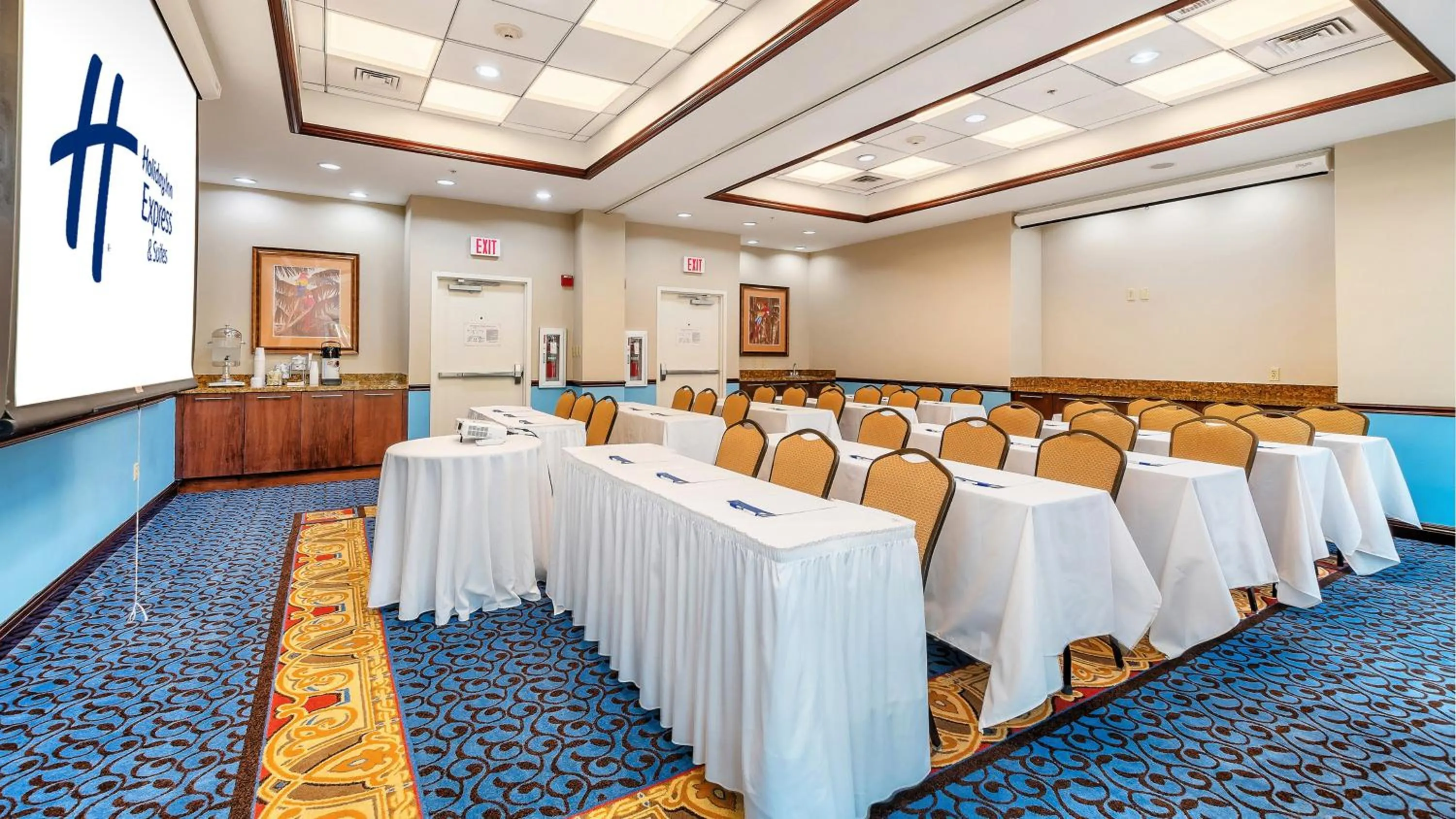 Meeting/conference room in Holiday Inn Express & Suites Miami Kendall by IHG