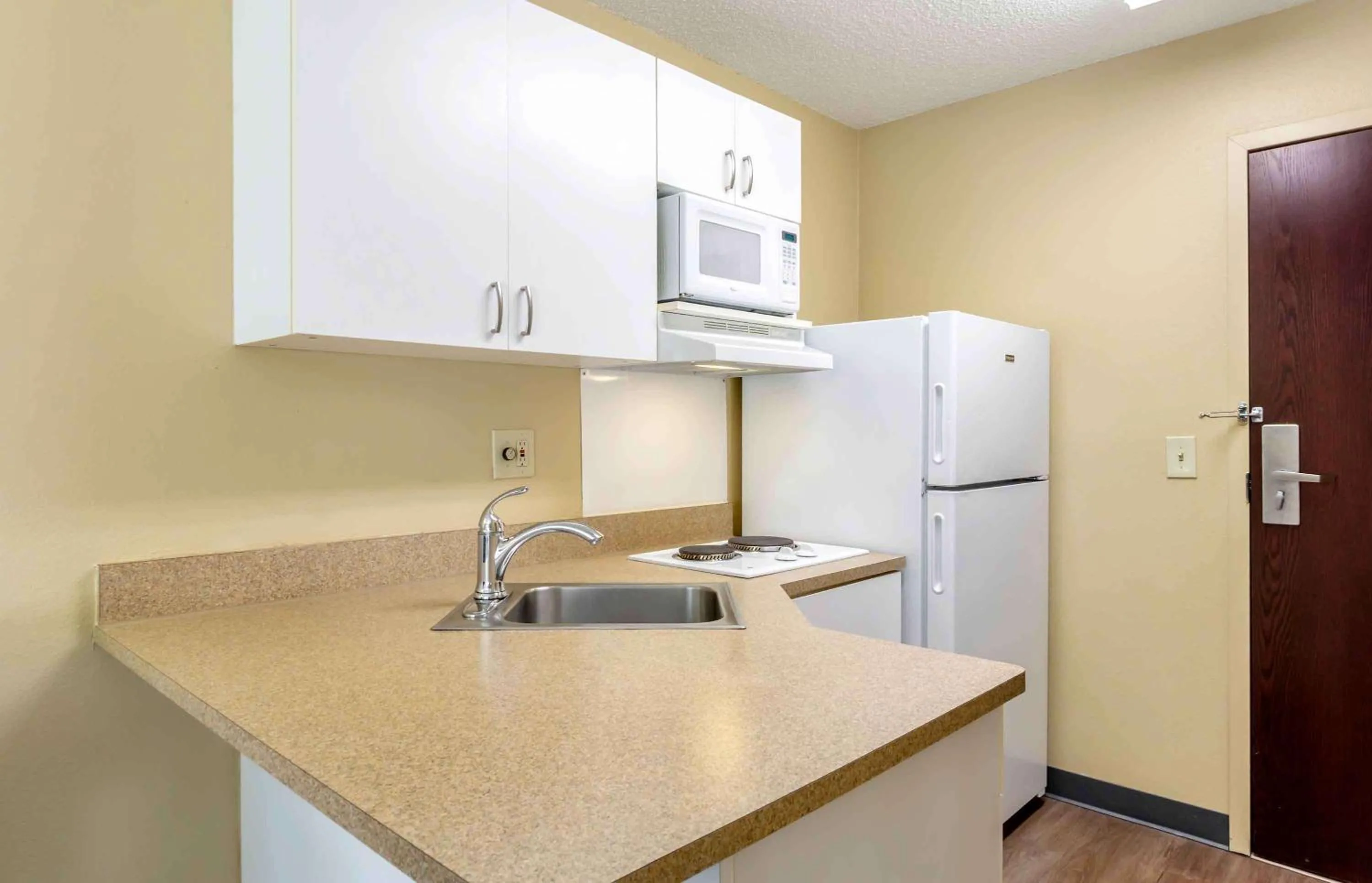 Kitchen or kitchenette in Extended Stay America Suites - Olympia - Tumwater