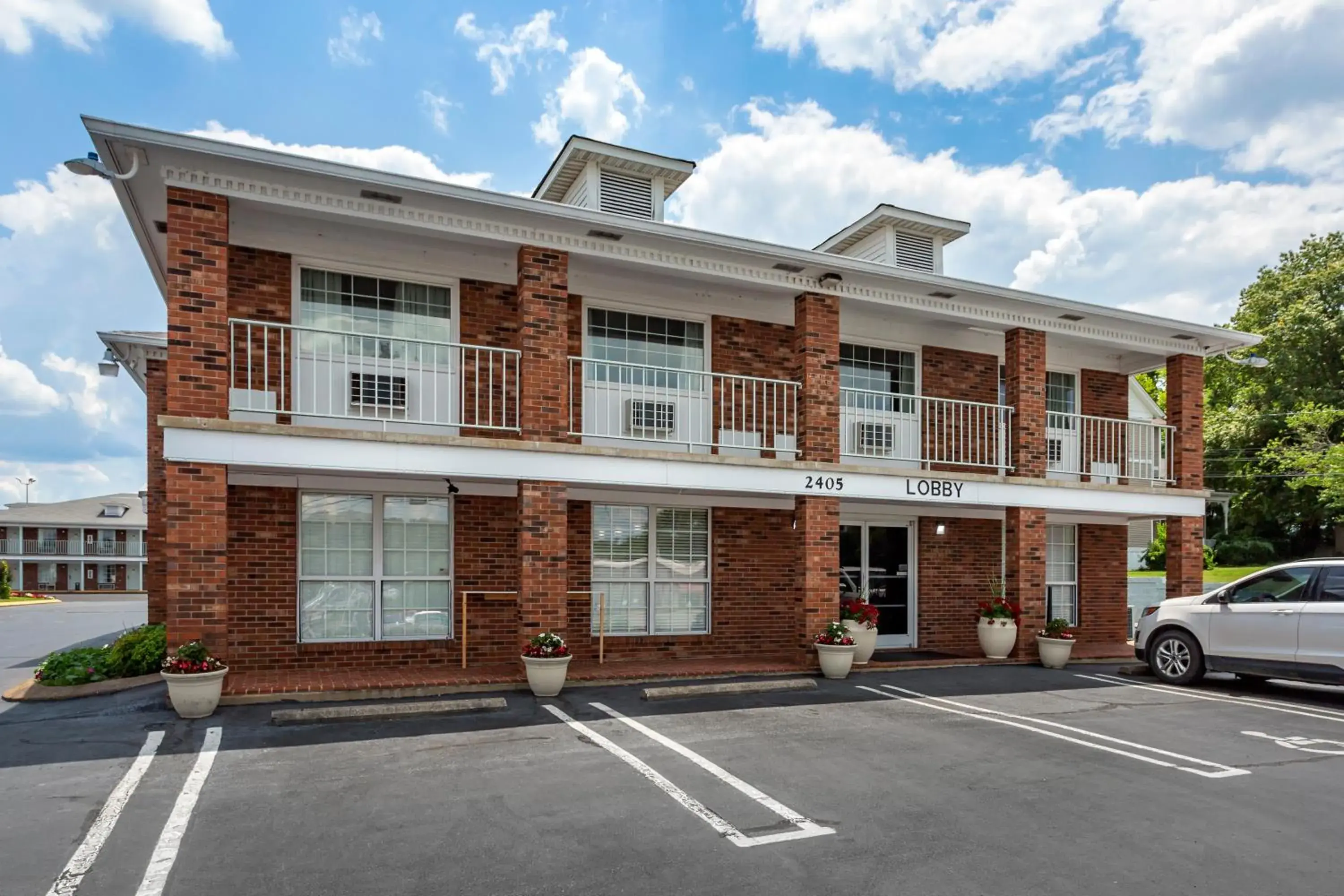 Property building in Richland Inn of Columbia Property building in Richland Inn of Columbia