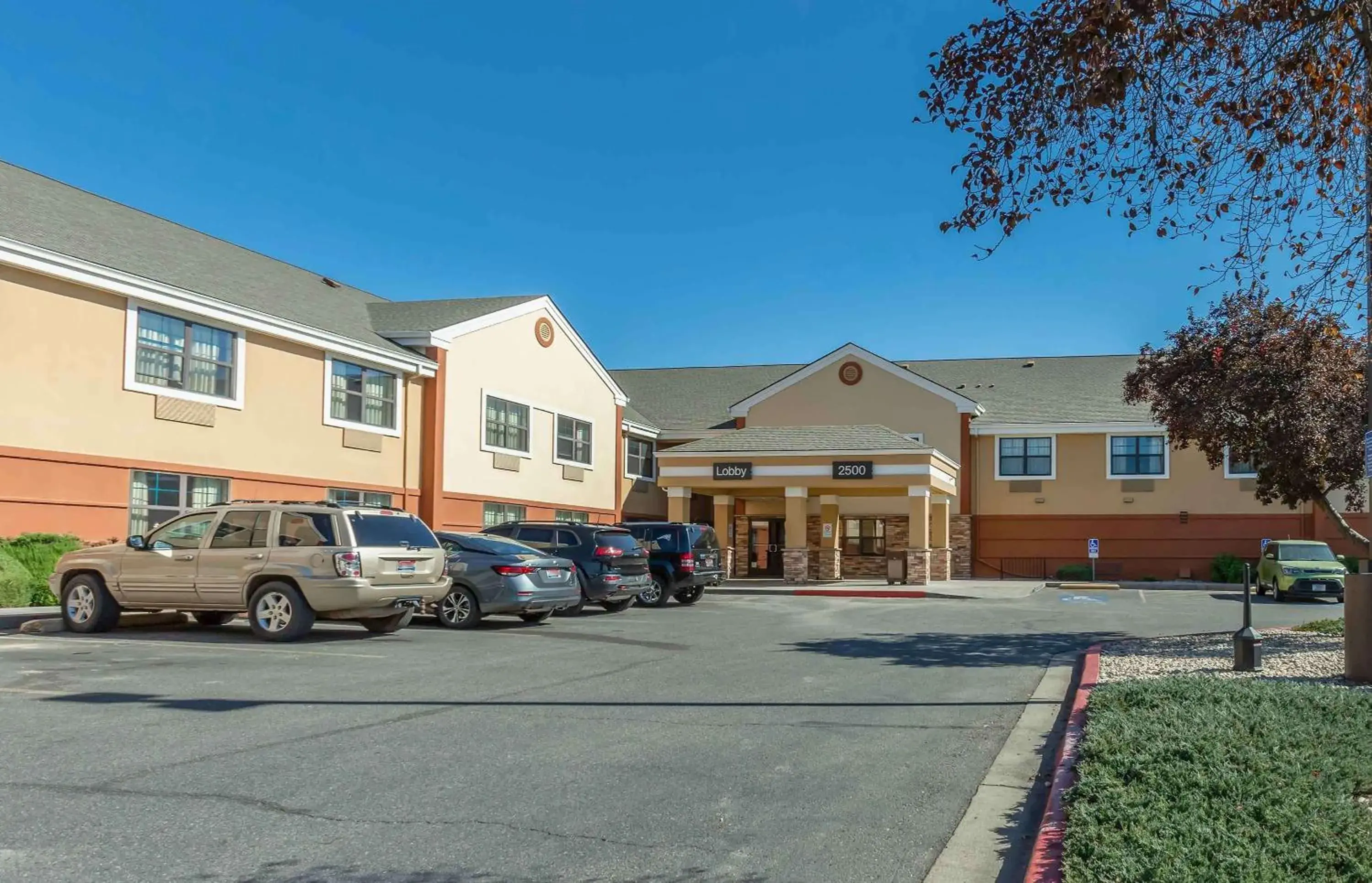 Property building in Extended Stay America Suites - Boise - Airport Property building in Extended Stay America Suites - Boise - Airport