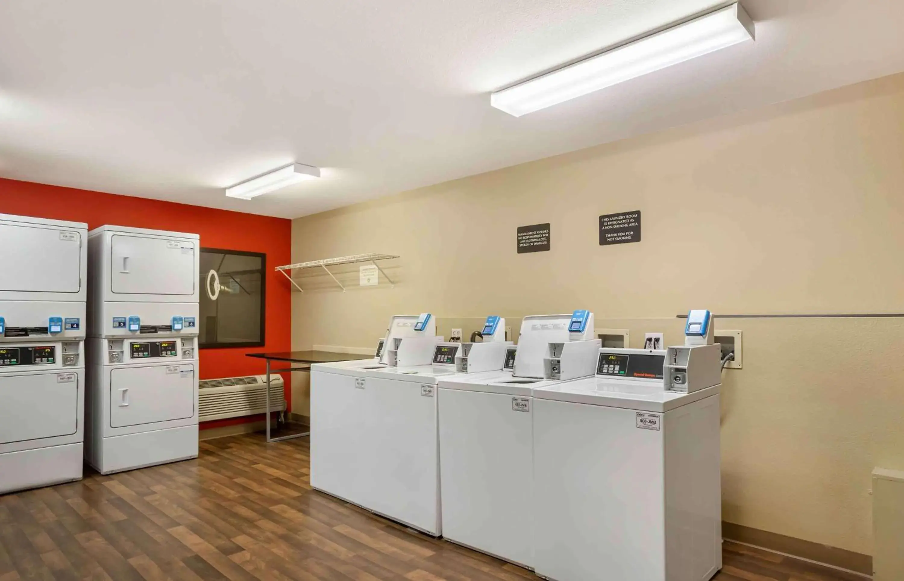 Property building in Extended Stay America Suites - Boise - Airport Property building in Extended Stay America Suites - Boise - Airport