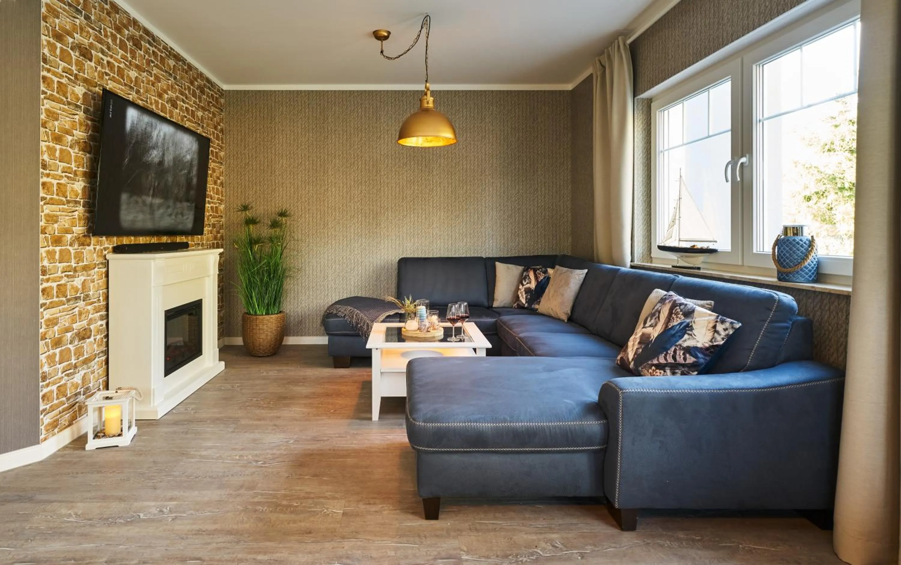 Communal lounge/ TV room in Freester Kapitänshäuser