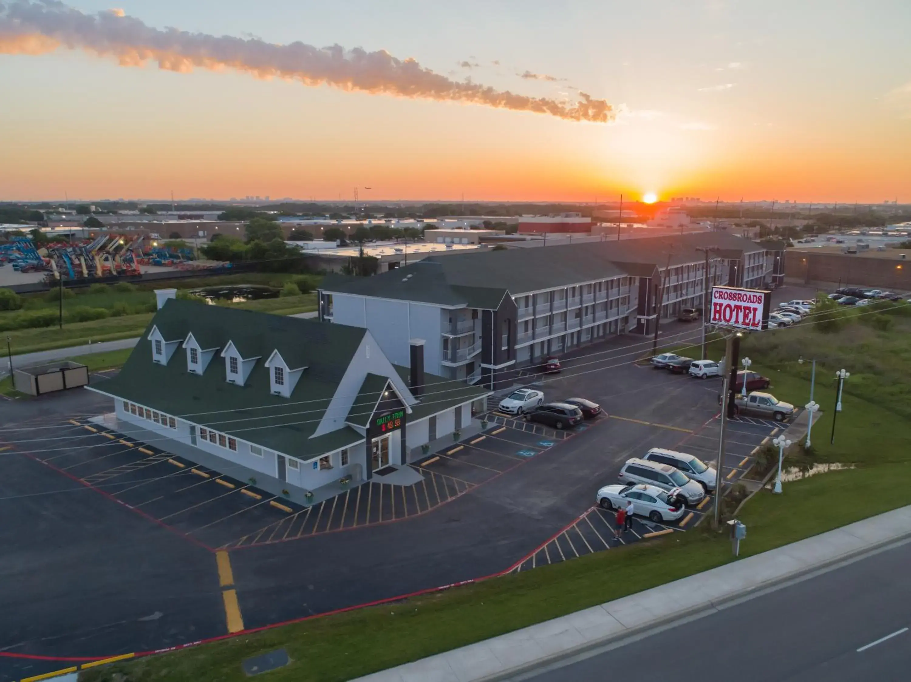The Crossroads Hotel and Suites Irving The Crossroads Hotel and Suites Irving