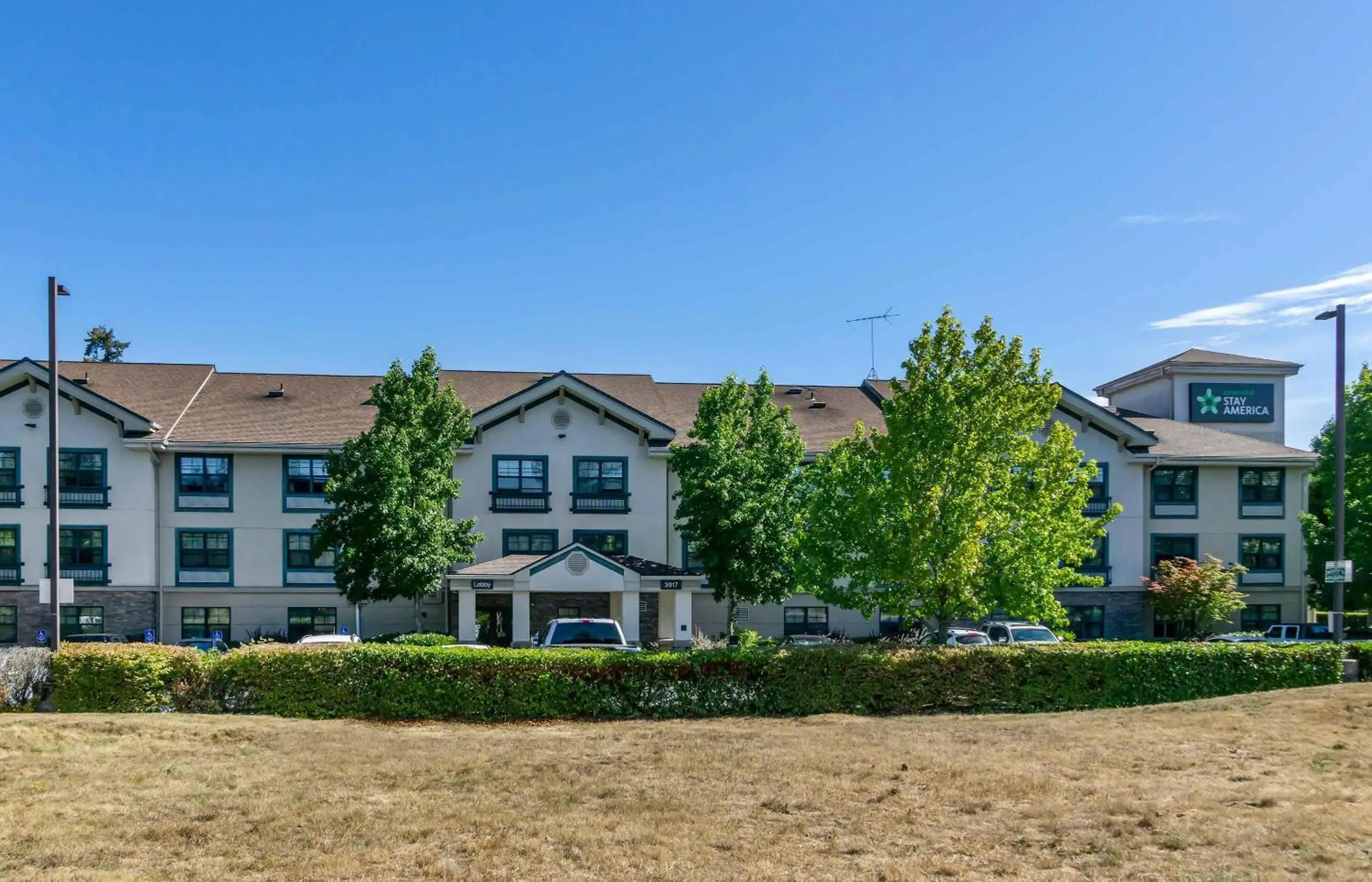 Property building in Extended Stay America Suites - Seattle - Mukilteo Property building in Extended Stay America Suites - Seattle - Mukilteo