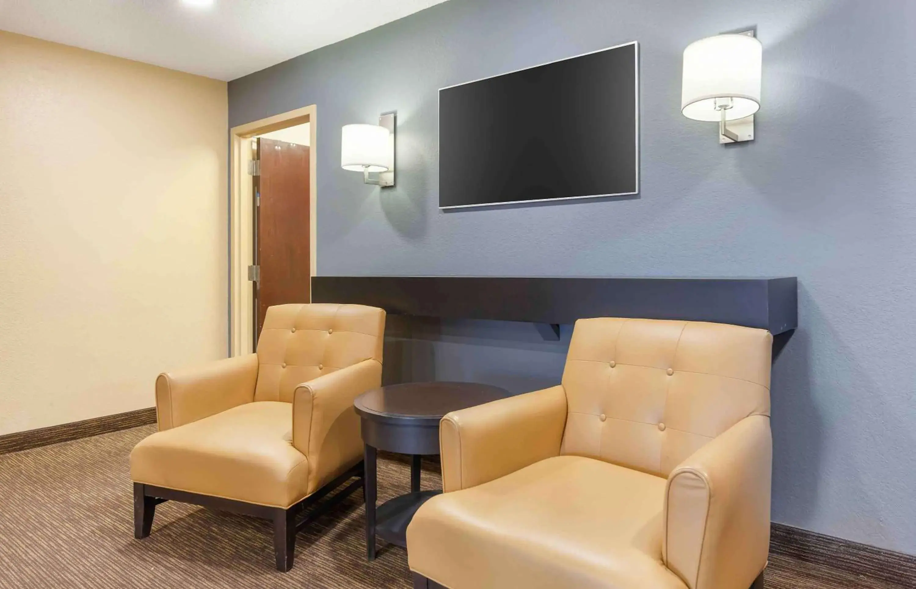 Lobby or reception in Extended Stay America Select Suites - Appleton - Fox Cities Lobby or reception in Extended Stay America Select Suites - Appleton - Fox Cities