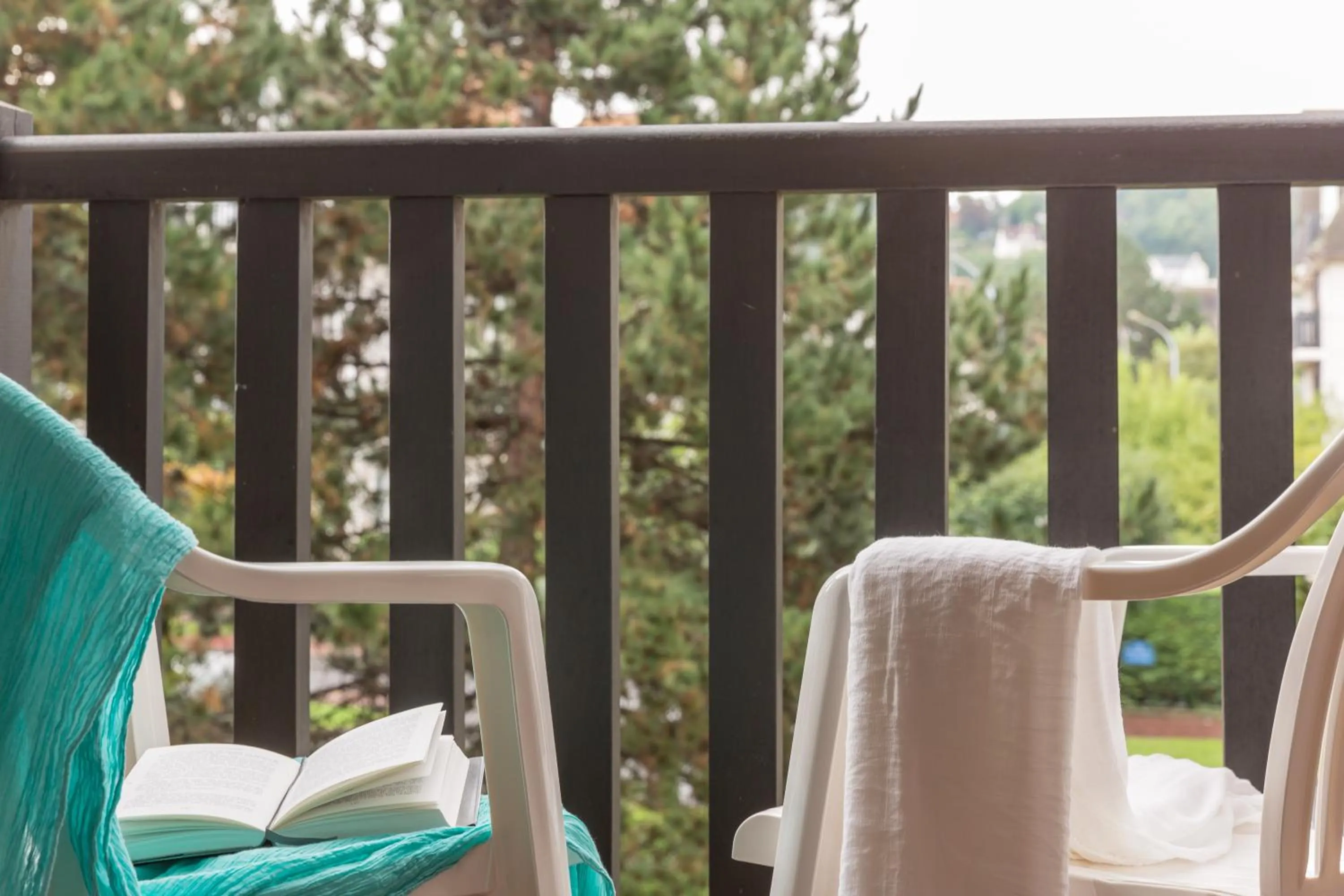 Patio in Residence Pierre & Vacances Les Embruns