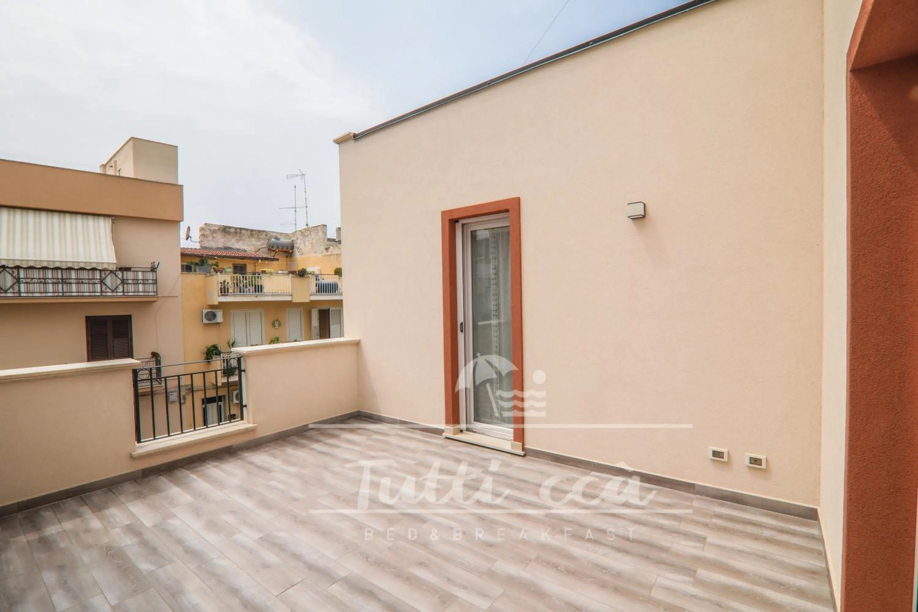 Balcony/Terrace in Tutti ccà Airport Rooms