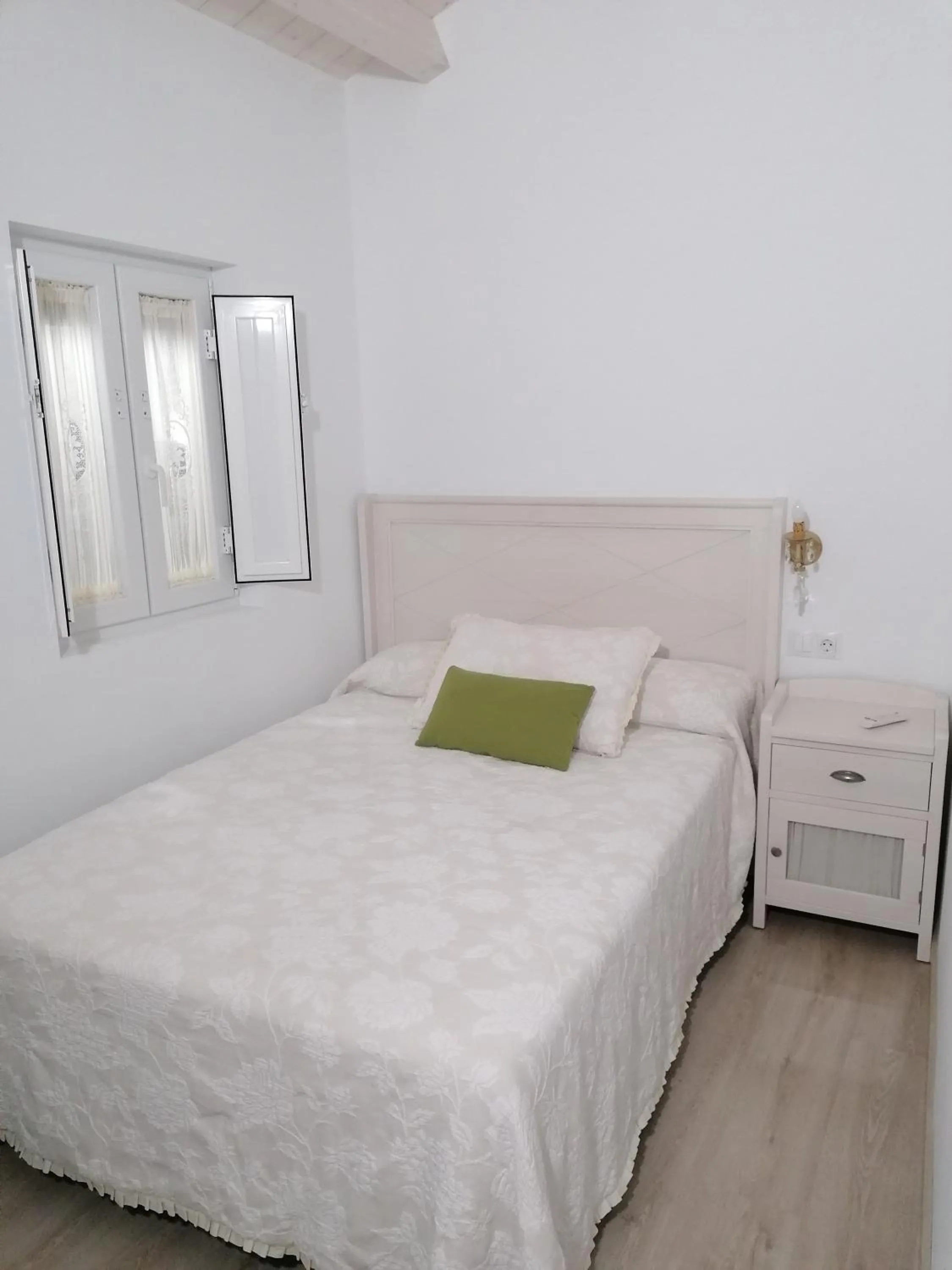 Bed in CARBALLO DE PRADO 1900