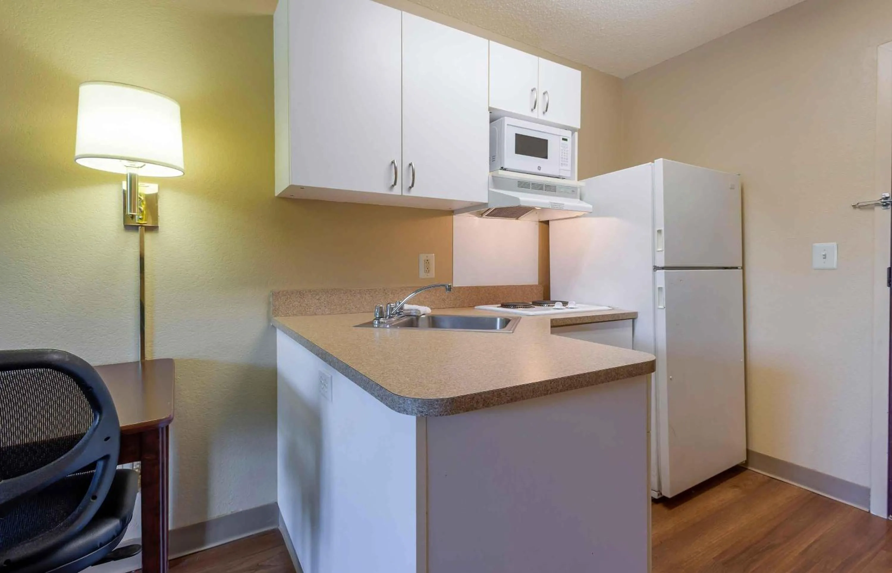 Bedroom in Extended Stay America Suites - Mt Olive - Budd Lake