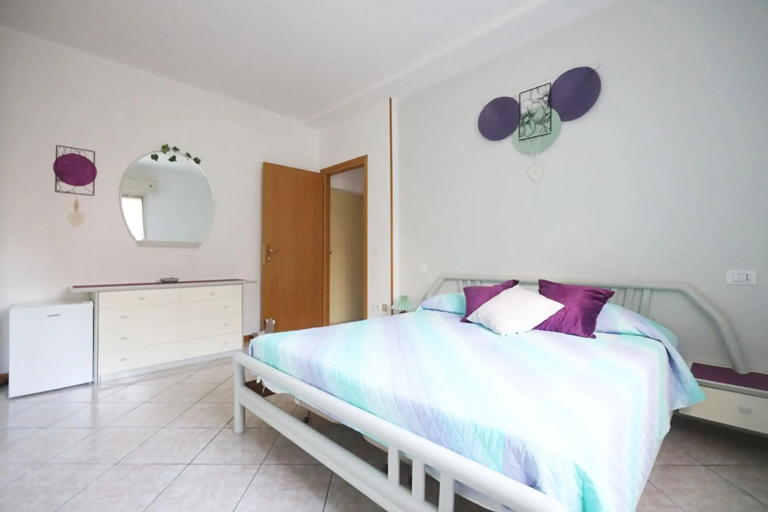 Double Room with Private Bathroom in B&B L'uva Fragolina Double Room with Private Bathroom in B&B L'uva Fragolina