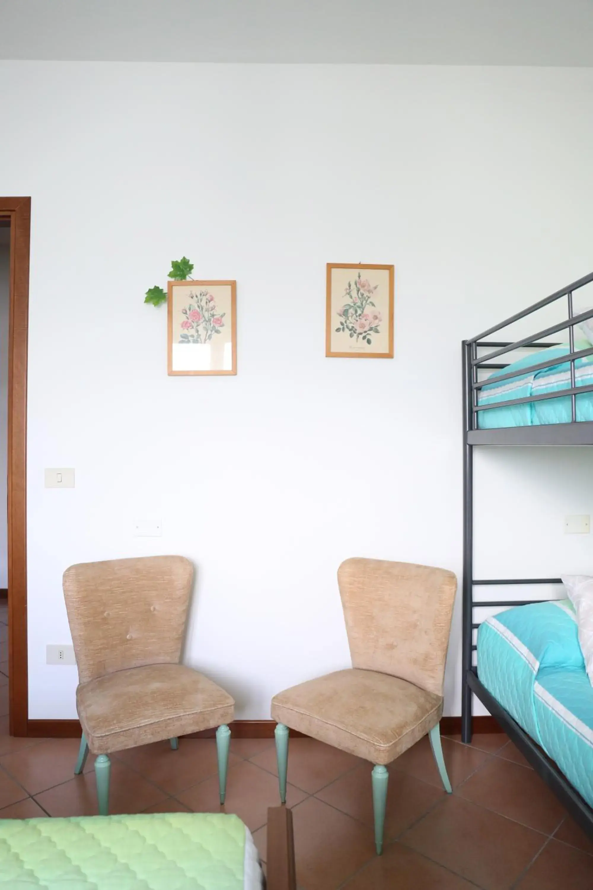Quadruple Room with Shared Bathroom in B&B L'uva Fragolina Quadruple Room with Shared Bathroom in B&B L'uva Fragolina