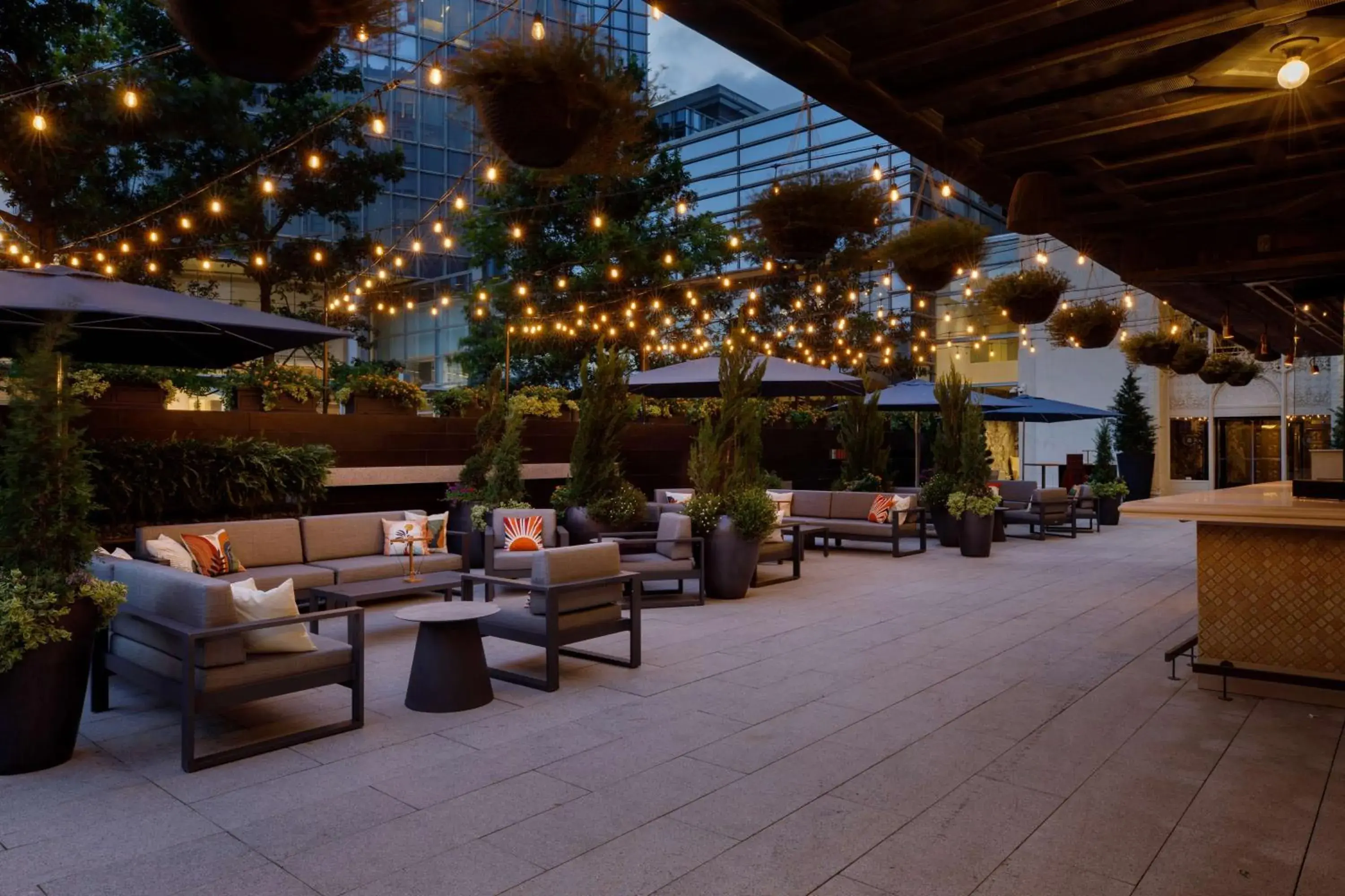 Restaurant/places to eat in Colcord Hotel Oklahoma City, Curio Collection by Hilton Restaurant/places to eat in Colcord Hotel Oklahoma City, Curio Collection by Hilton